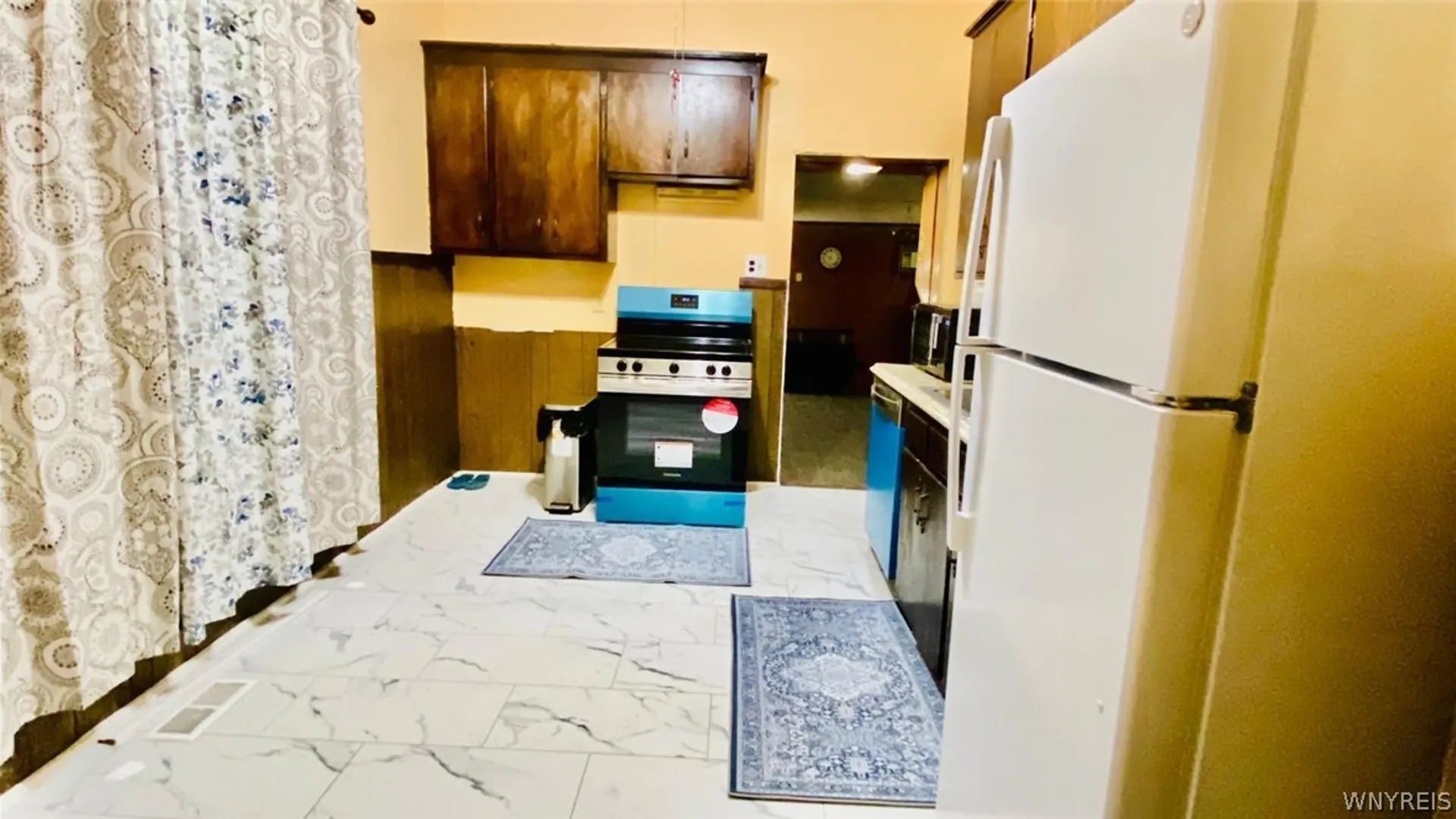 Property at 1637 Falls Street, Niagara Falls, NY 14303 8