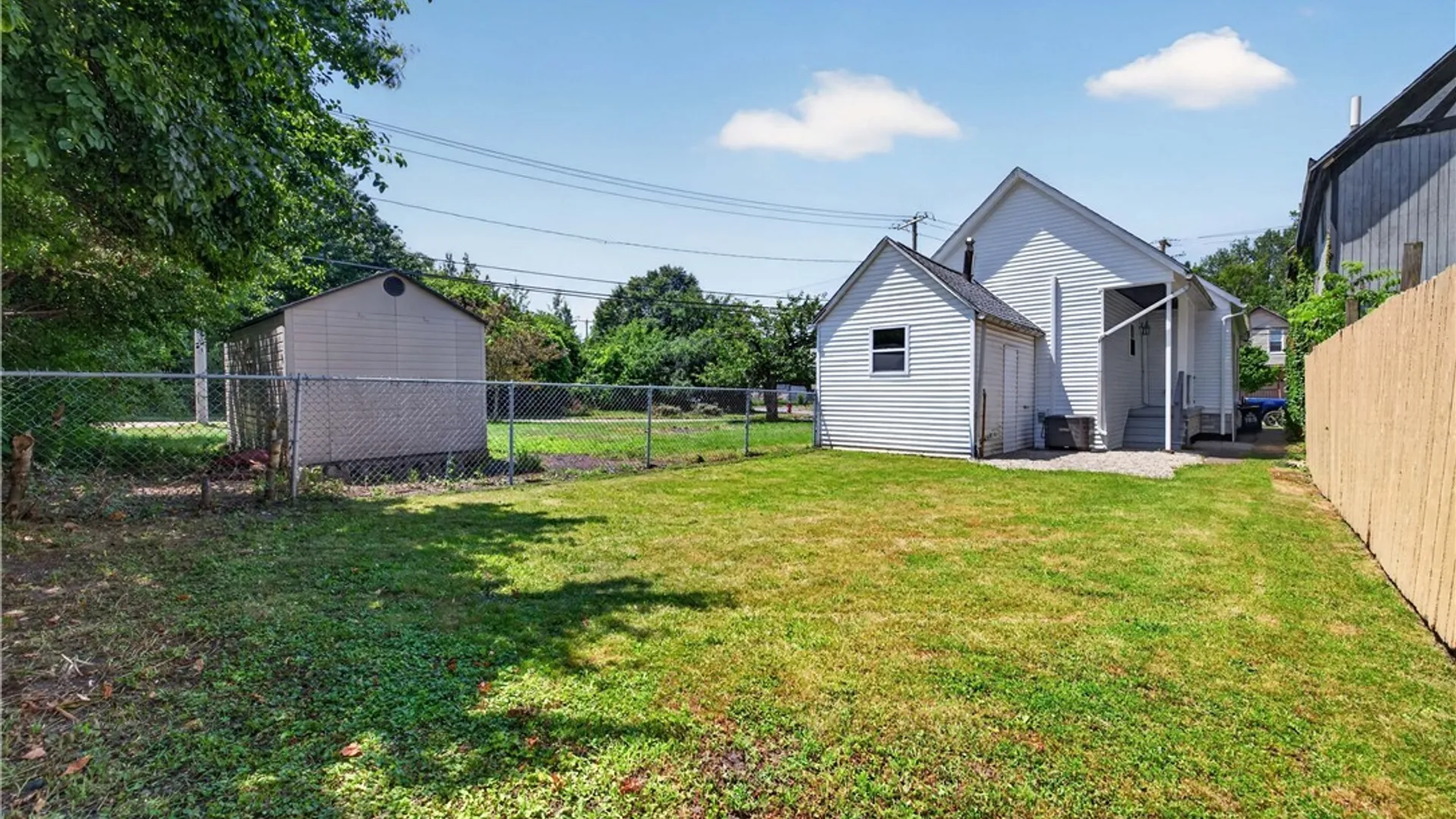 Property at 185 Hamburg Street, Buffalo, NY 14204 27