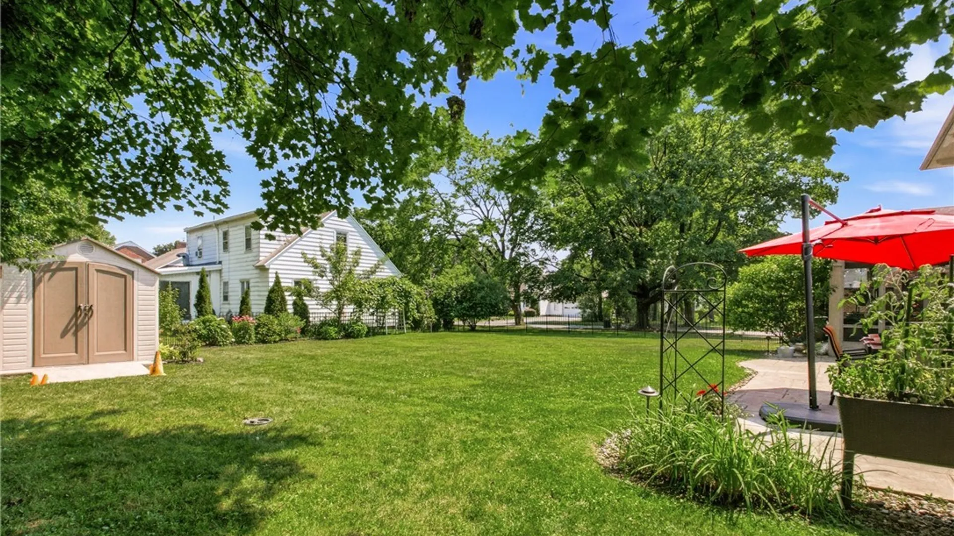 Property at 1527 Mohawk Street, Utica, NY 13501 44