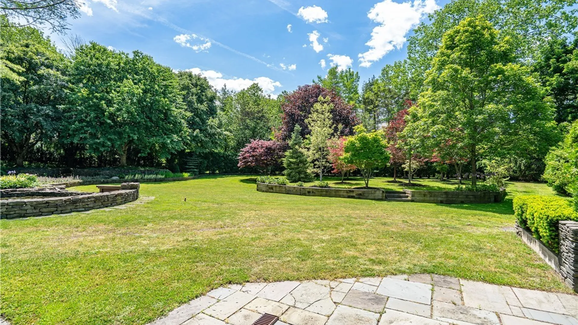 Property at 45 Red Wing Court, Amherst, NY 14051 11