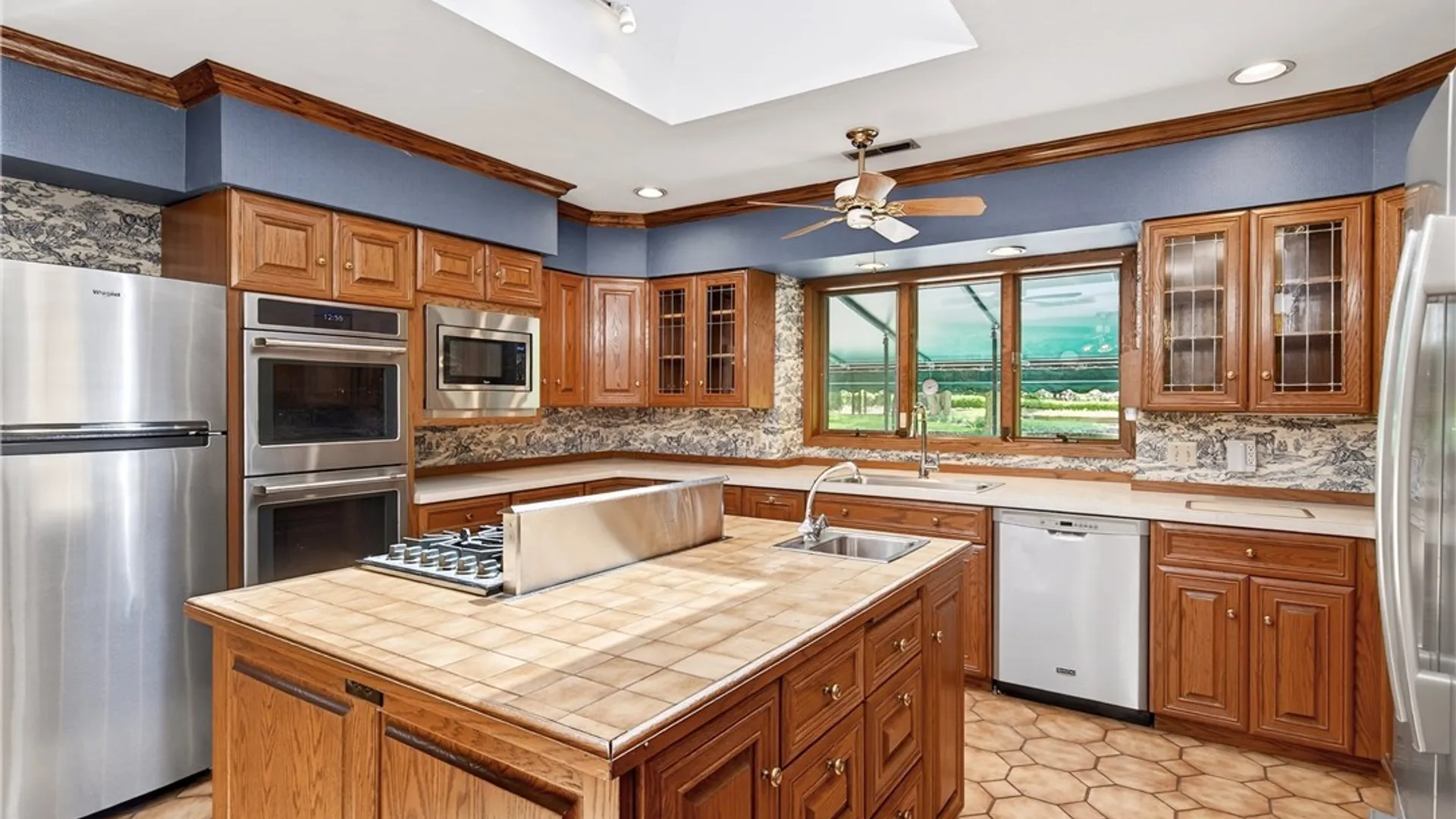 Property at 45 Red Wing Court, Amherst, NY 14051 25