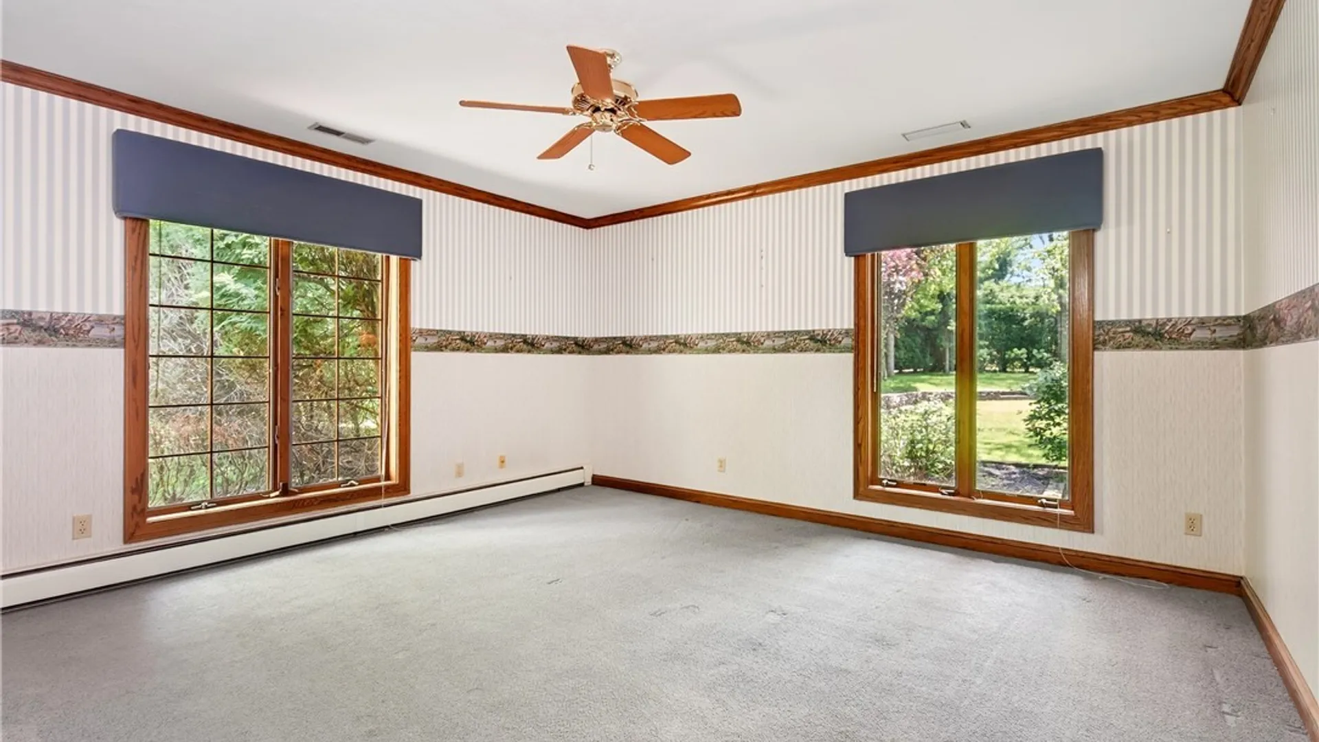 Property at 45 Red Wing Court, Amherst, NY 14051 34