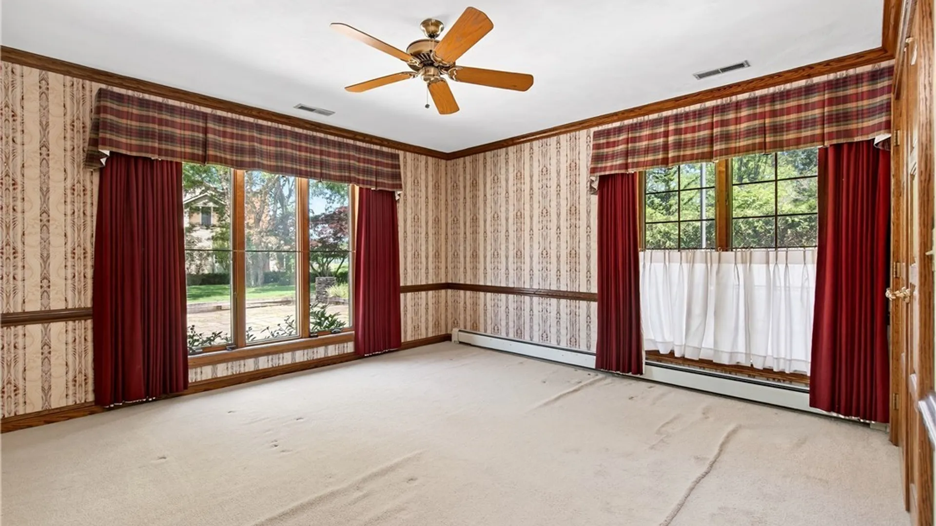 Property at 45 Red Wing Court, Amherst, NY 14051 35