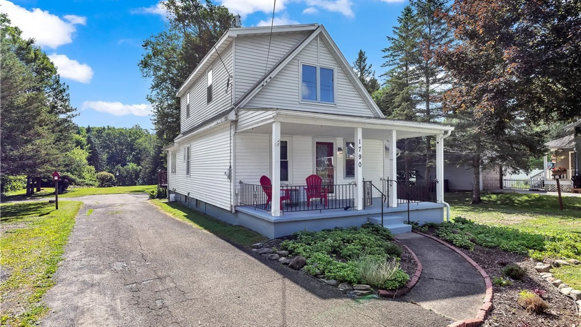 Property at 1790 Davis Road, Aurora, NY 14170 2