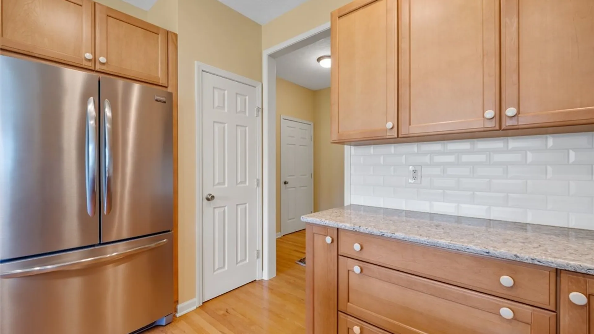Property at 29 Brantley Way, Perinton, NY 14526 12