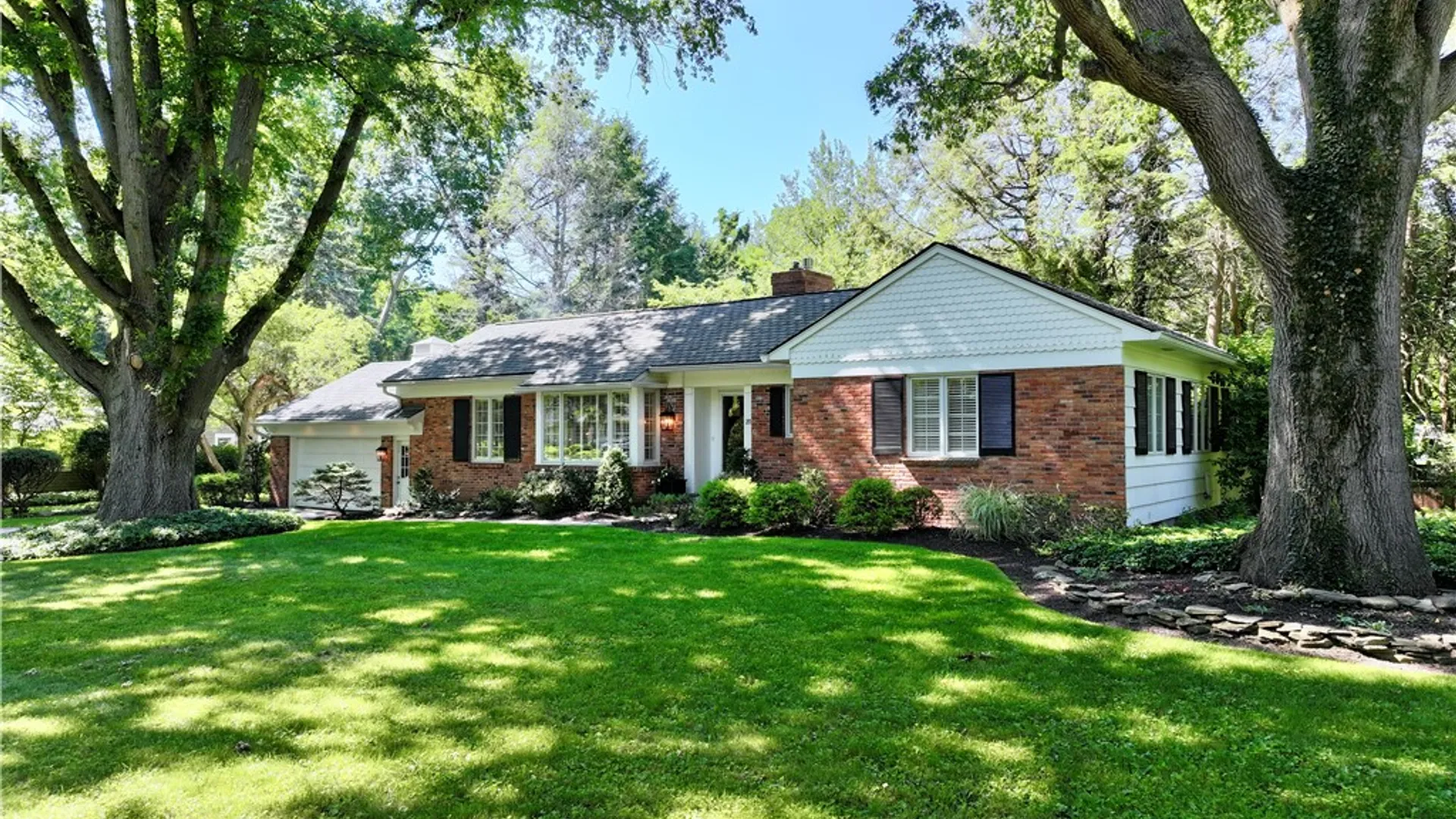 Property at 20 Briar Patch Road, Pittsford, NY 14618 36