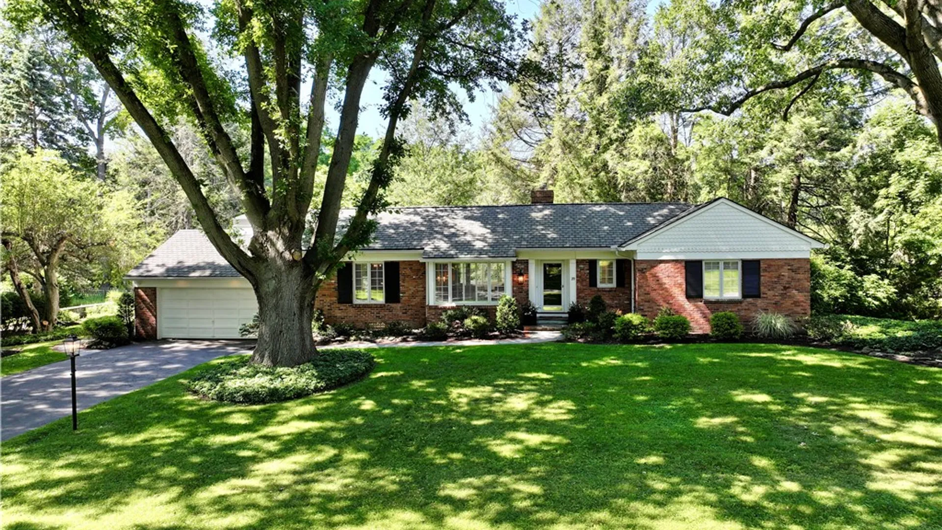 Property at 20 Briar Patch Road, Pittsford, NY 14618 37