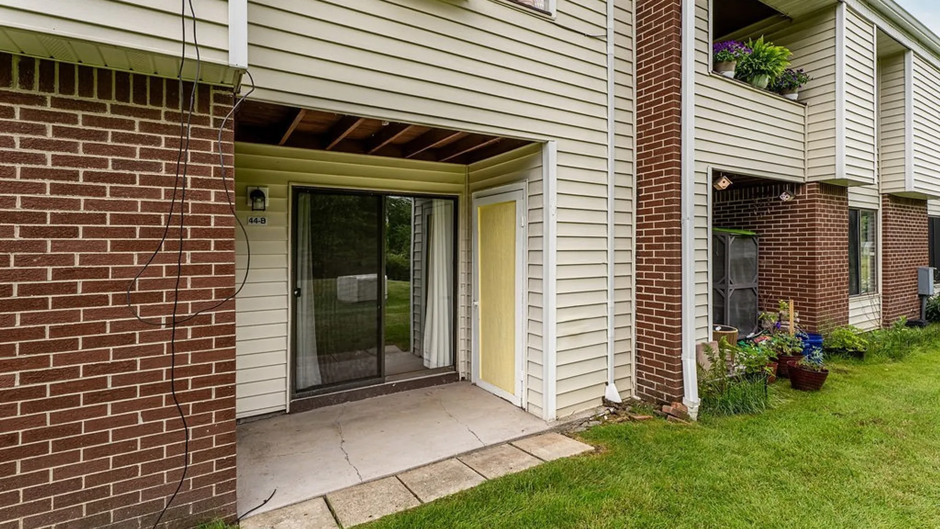Property at 44 Bee Hunter Court, Amherst, NY 14051 19