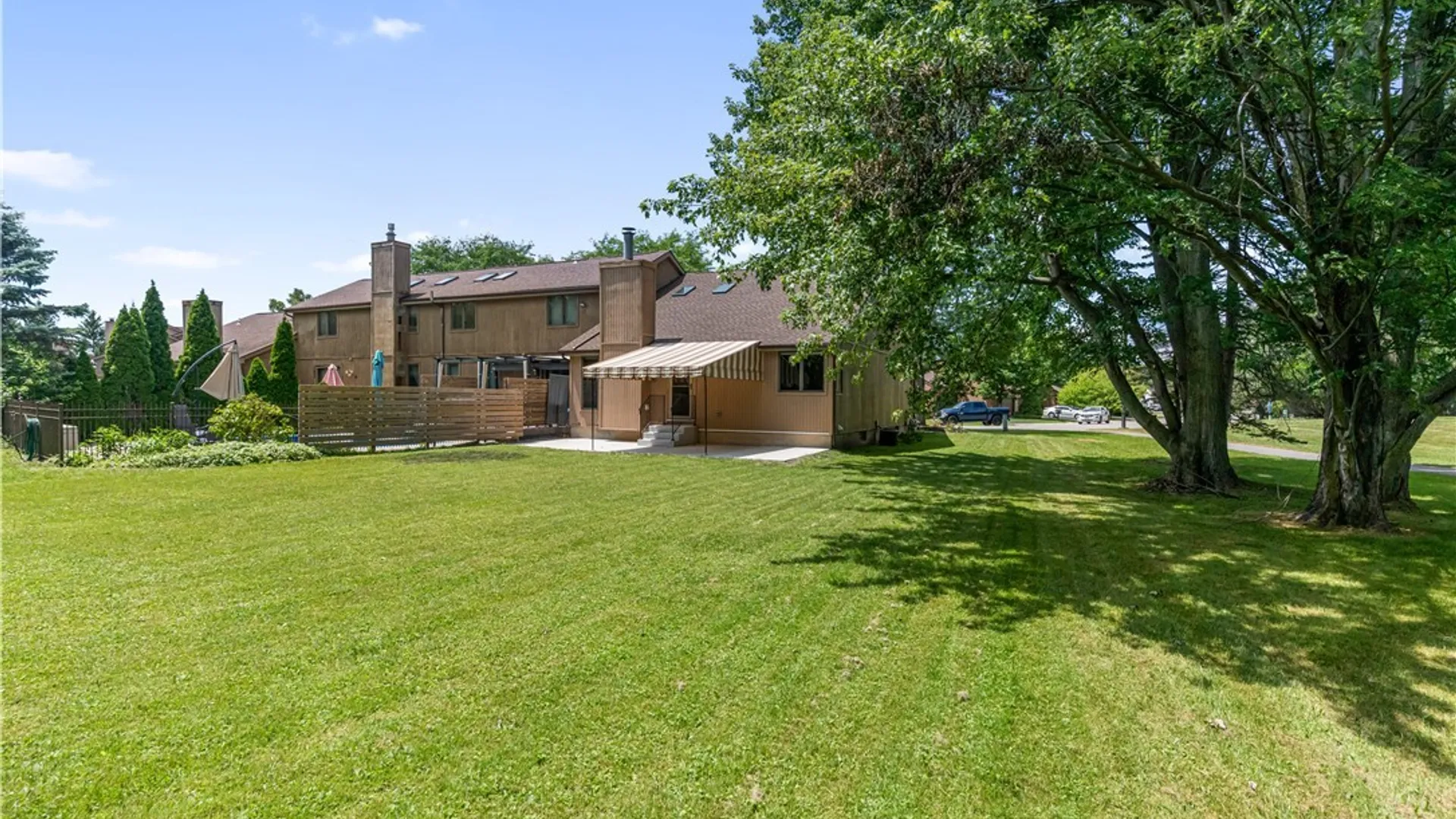Property at 425 Robin Road, Amherst, NY 14228 23