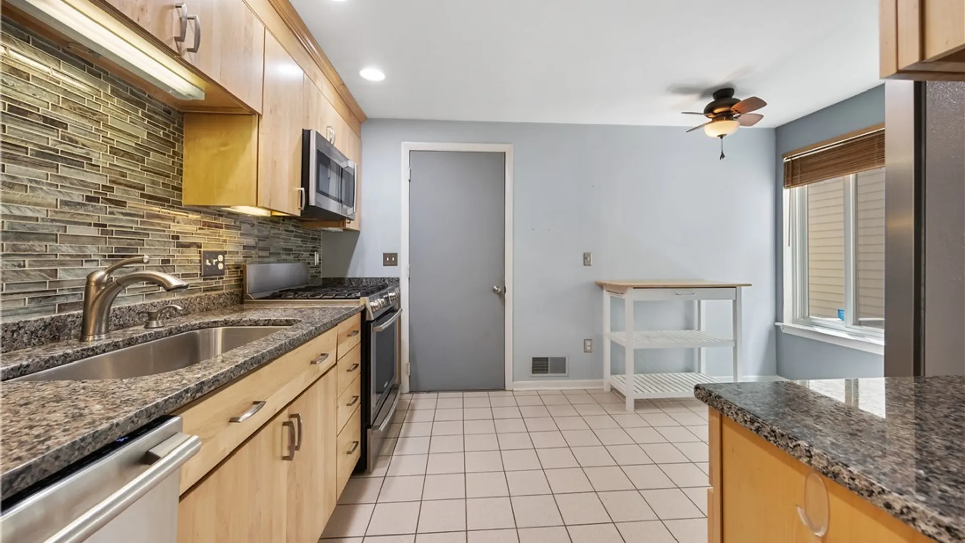 Property at 4874 Huntwood Path, Manlius, NY 13104 14