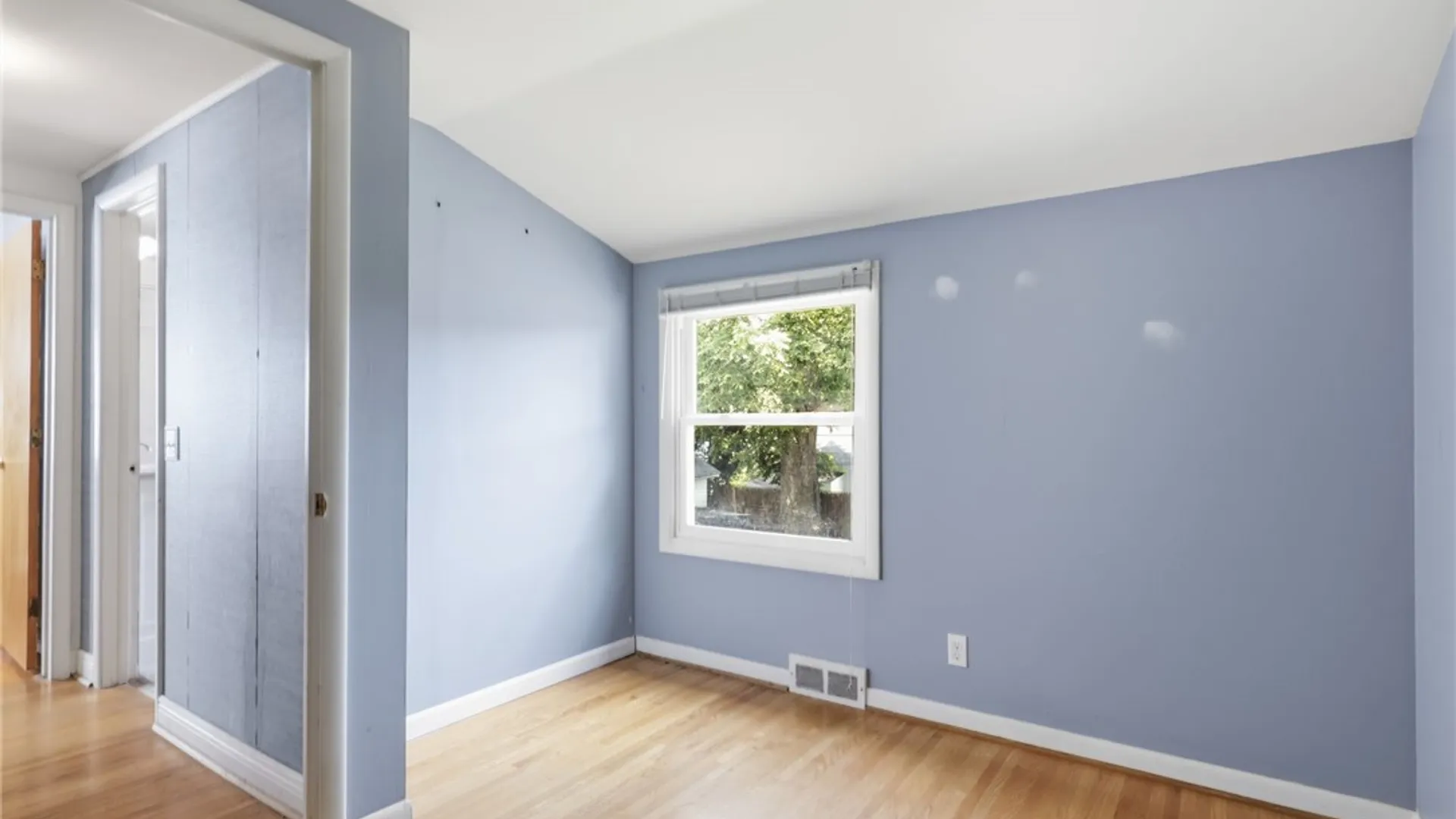 Property at 193 Rogene St, Greece, NY 14616 15
