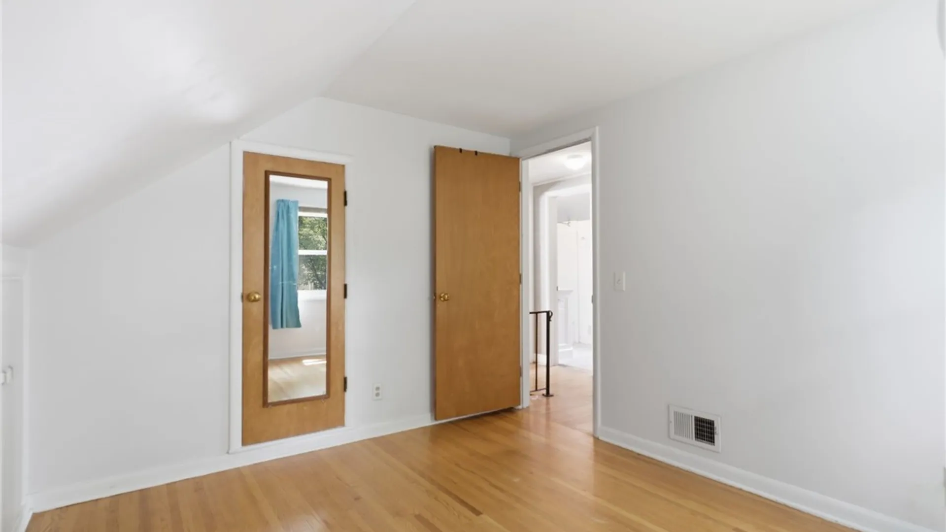 Property at 193 Rogene St, Greece, NY 14616 17