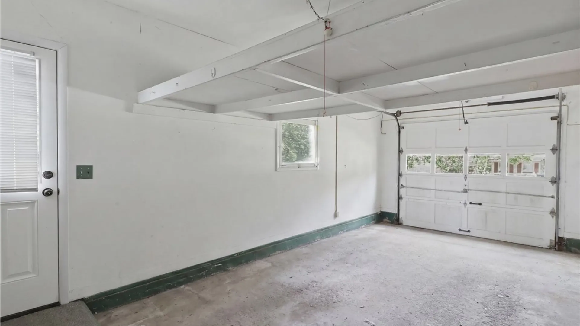 Property at 193 Rogene St, Greece, NY 14616 23