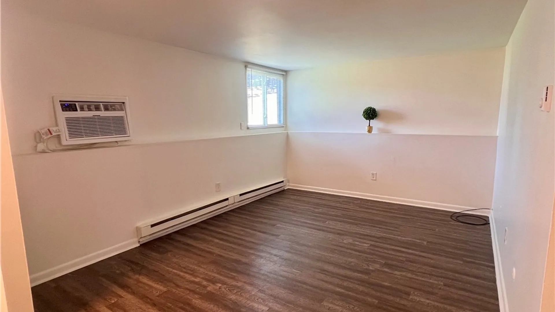 Property at 435 Idlewood Boulevard, Van Buren, NY 13027 14
