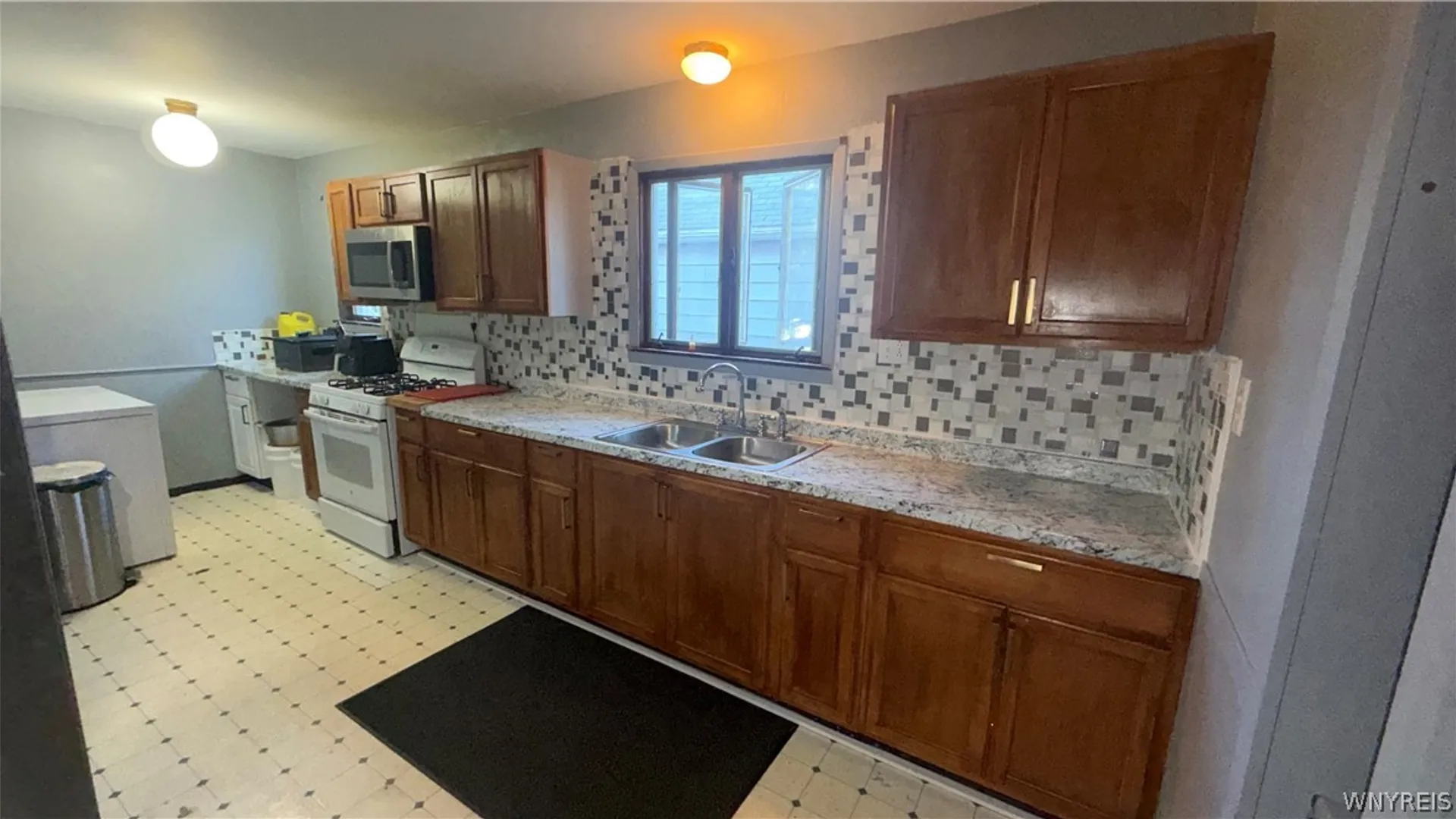 Property at 43 Whitehall Avenue, Buffalo, NY 14220 4
