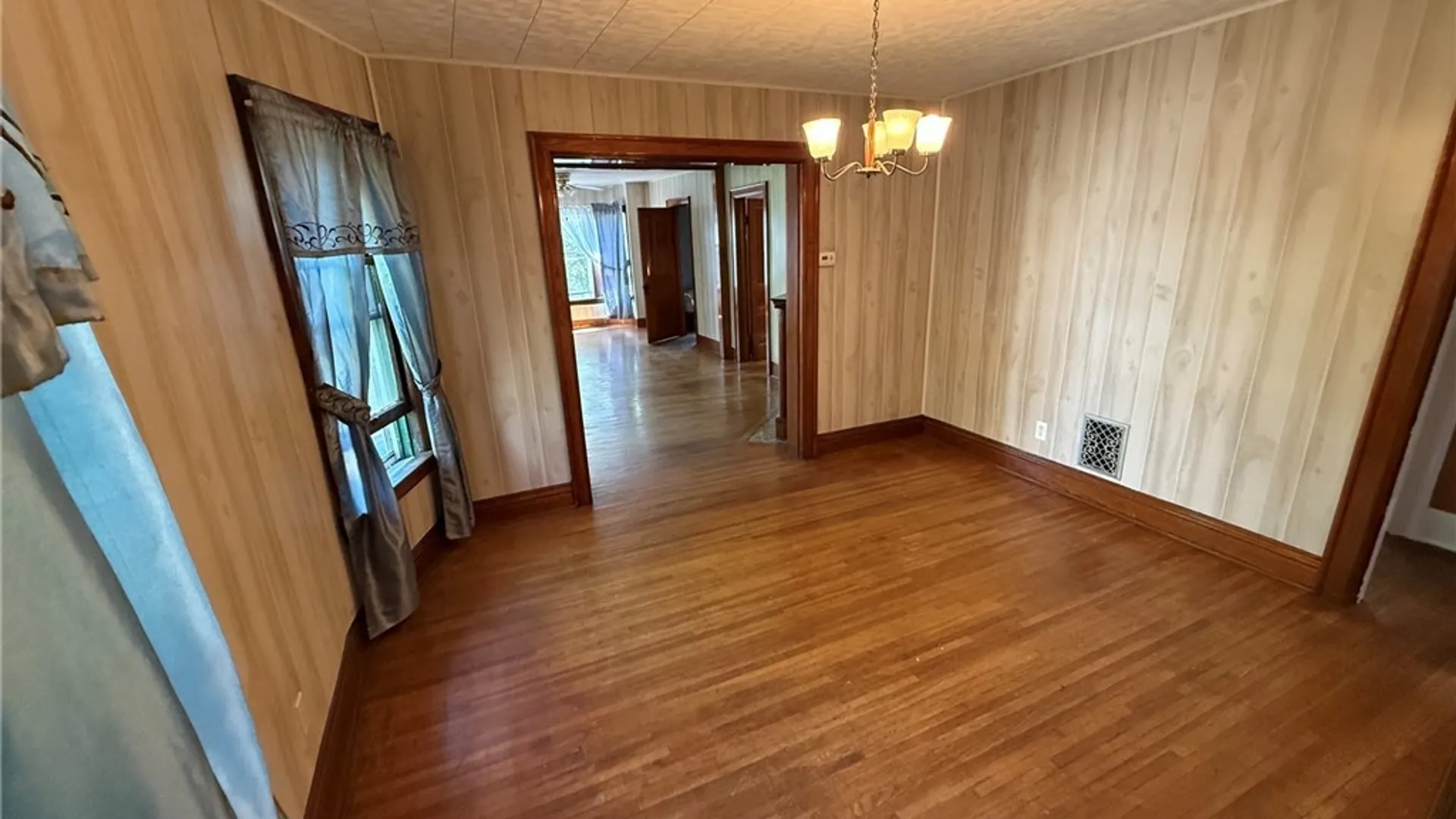 Property at 74 Ashton Place, Buffalo, NY 14220 17