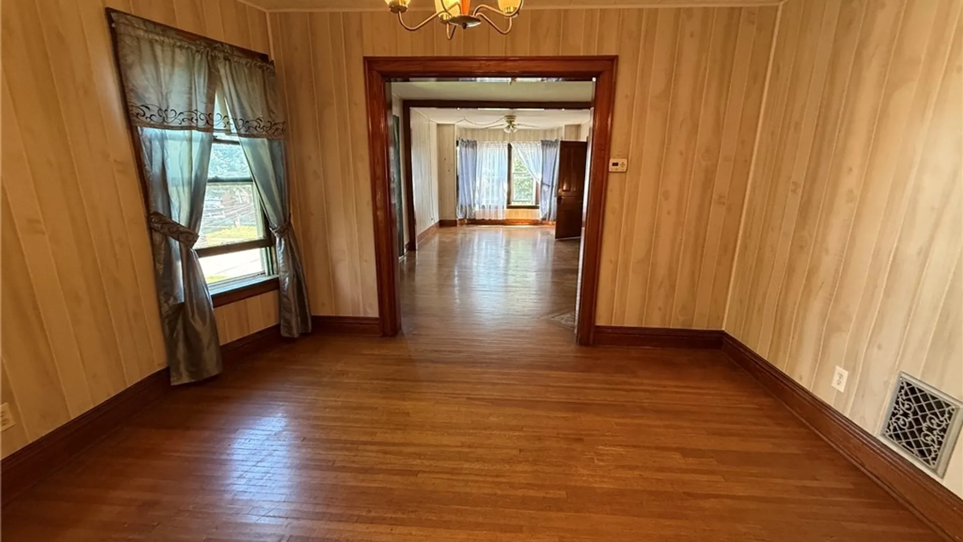Property at 74 Ashton Place, Buffalo, NY 14220 18