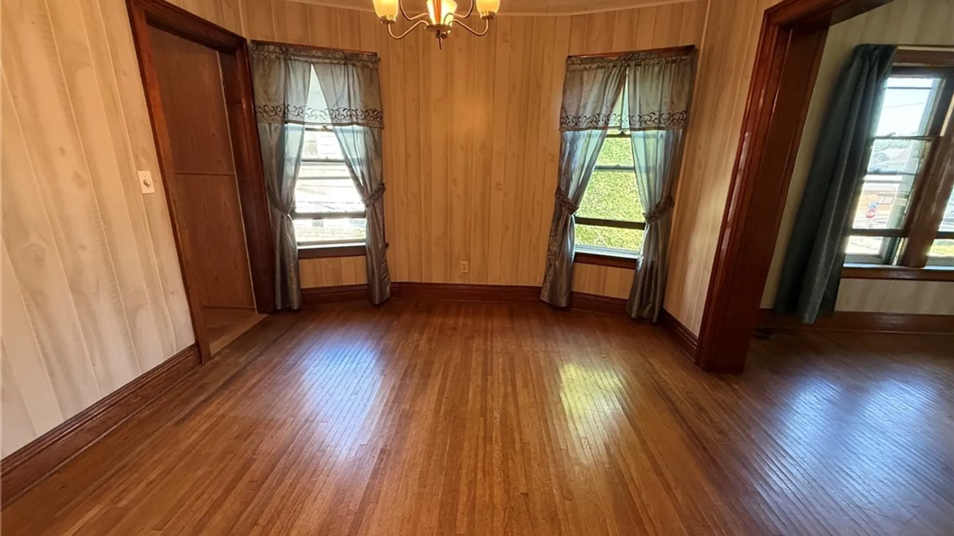 Property at 74 Ashton Place, Buffalo, NY 14220 22