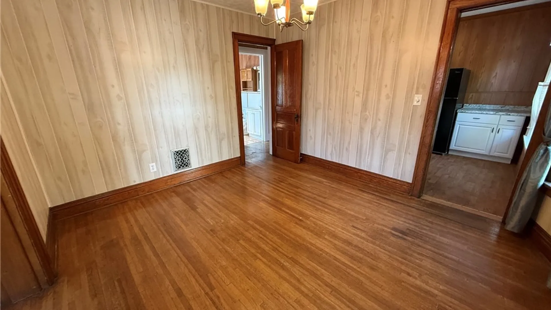 Property at 74 Ashton Place, Buffalo, NY 14220 25