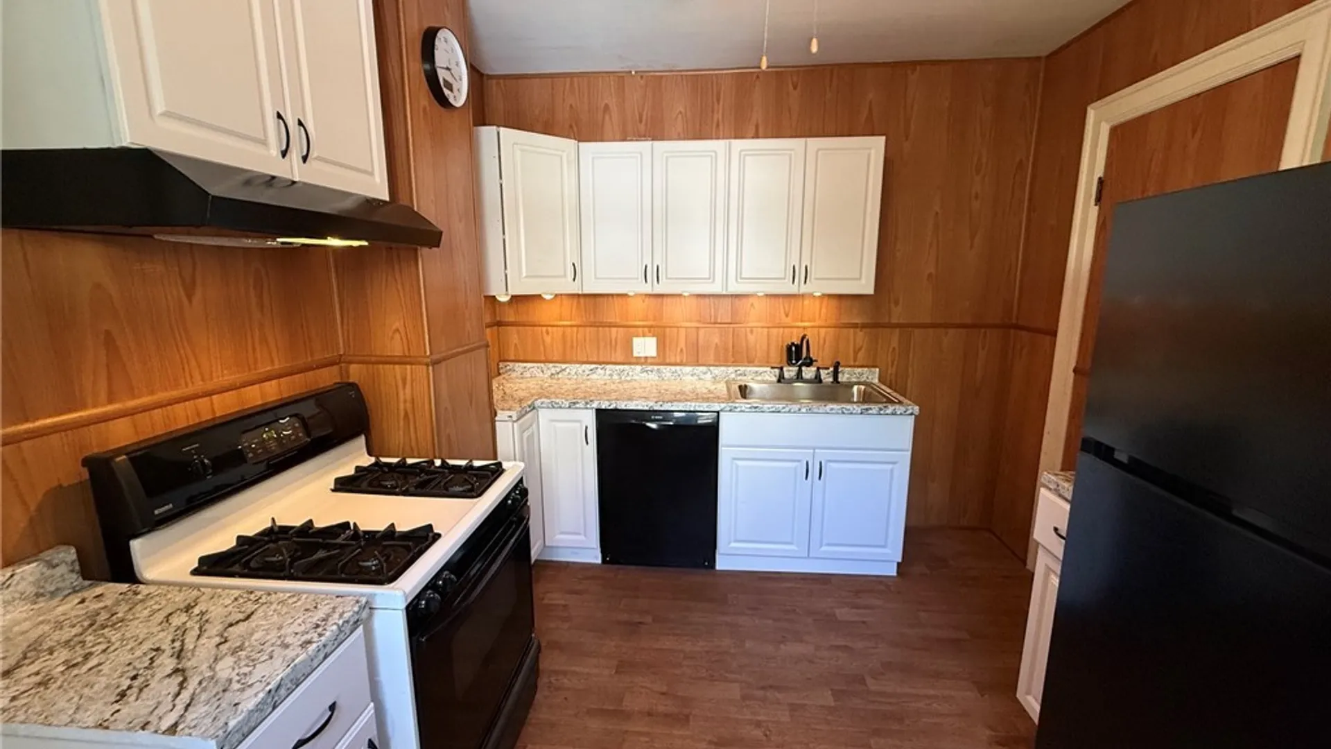 Property at 74 Ashton Place, Buffalo, NY 14220 28