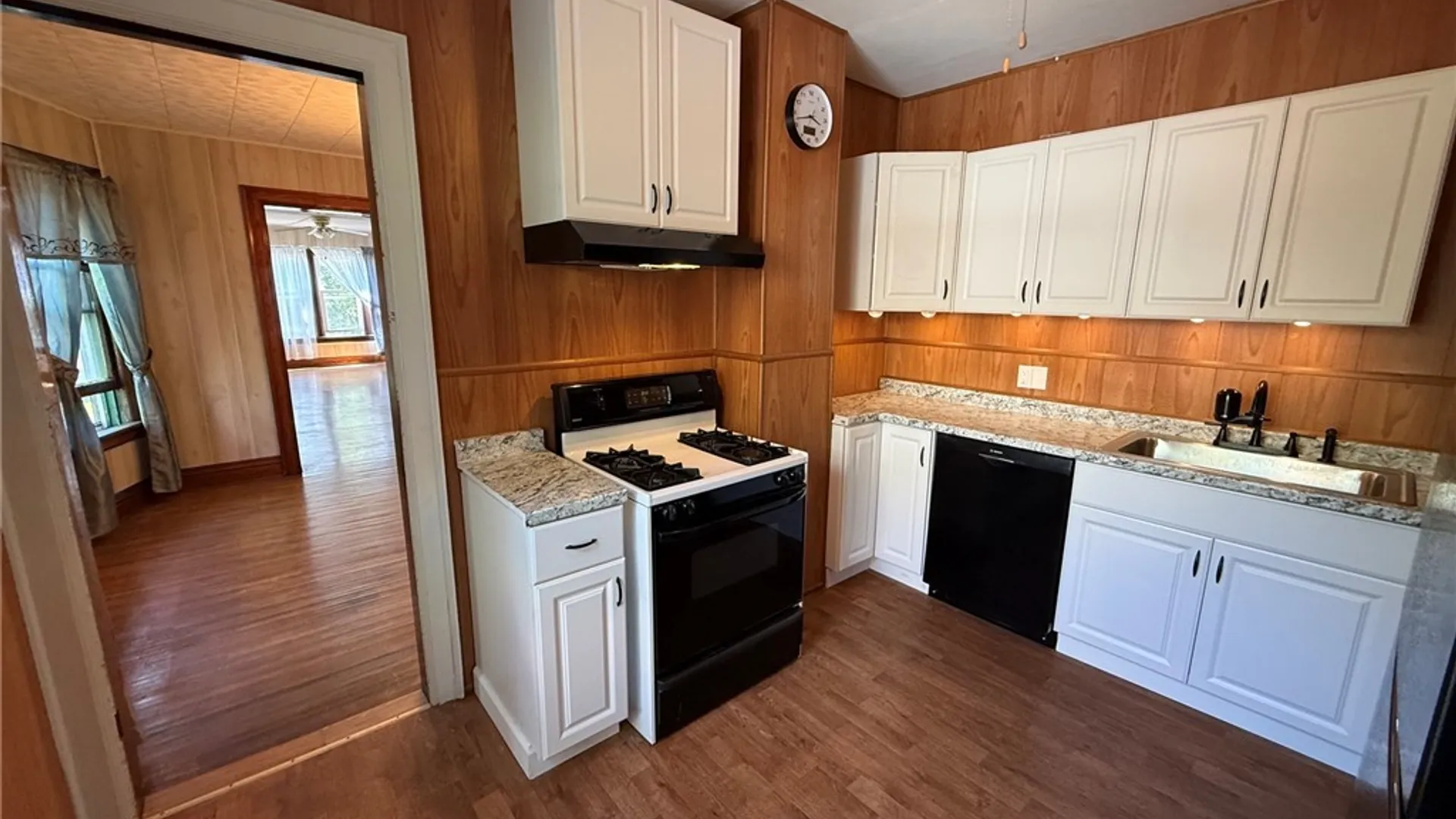 Property at 74 Ashton Place, Buffalo, NY 14220 29