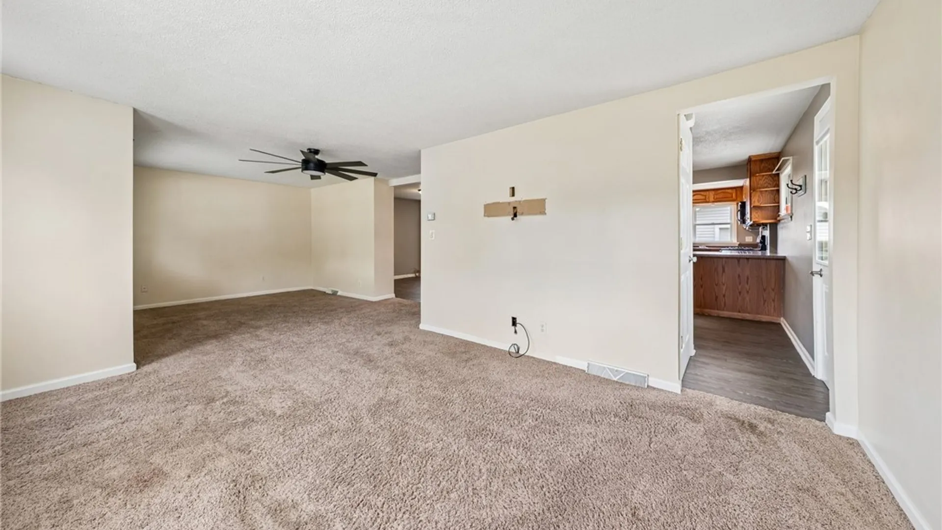 Property at 55 Federal Avenue, Cheektowaga, NY 14225 13
