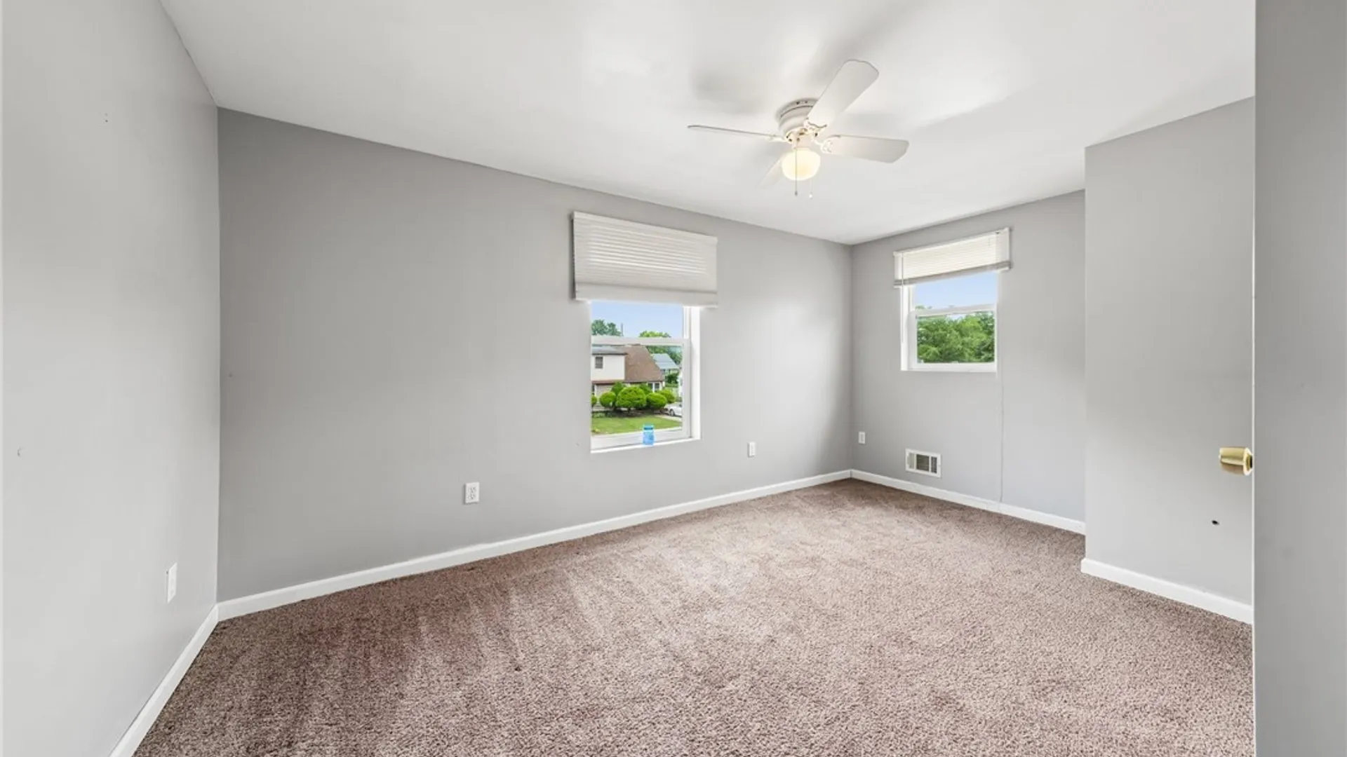 Property at 55 Federal Avenue, Cheektowaga, NY 14225 22