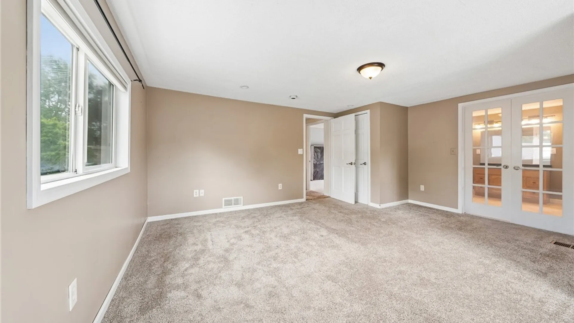 Property at 55 Federal Avenue, Cheektowaga, NY 14225 27