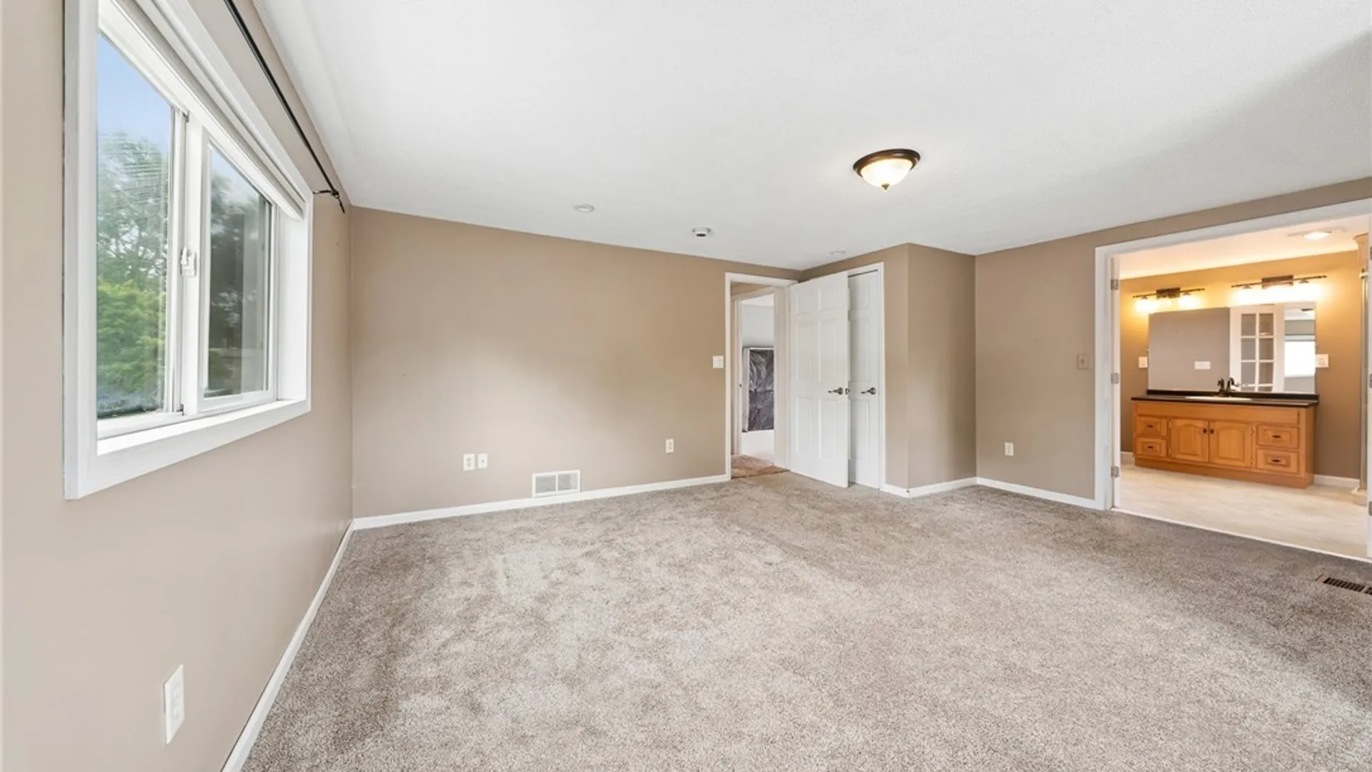 Property at 55 Federal Avenue, Cheektowaga, NY 14225 28