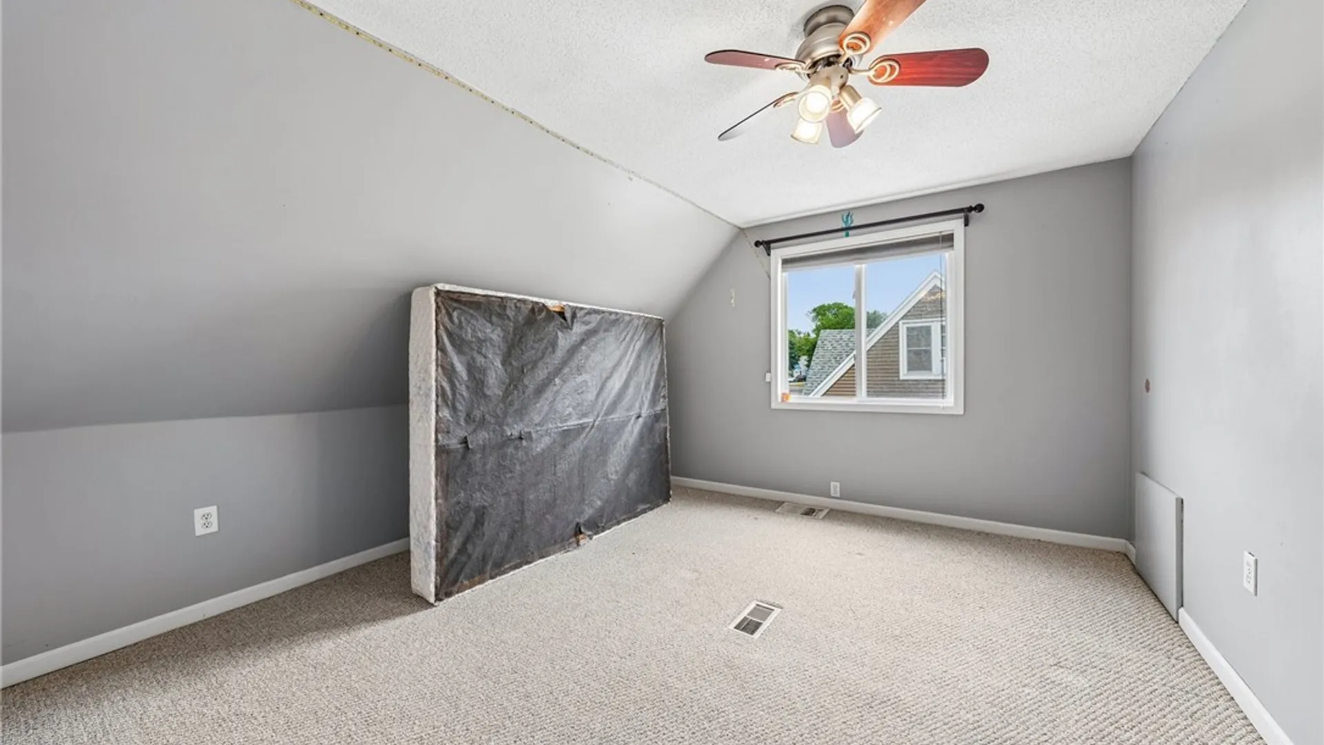 Property at 55 Federal Avenue, Cheektowaga, NY 14225 35