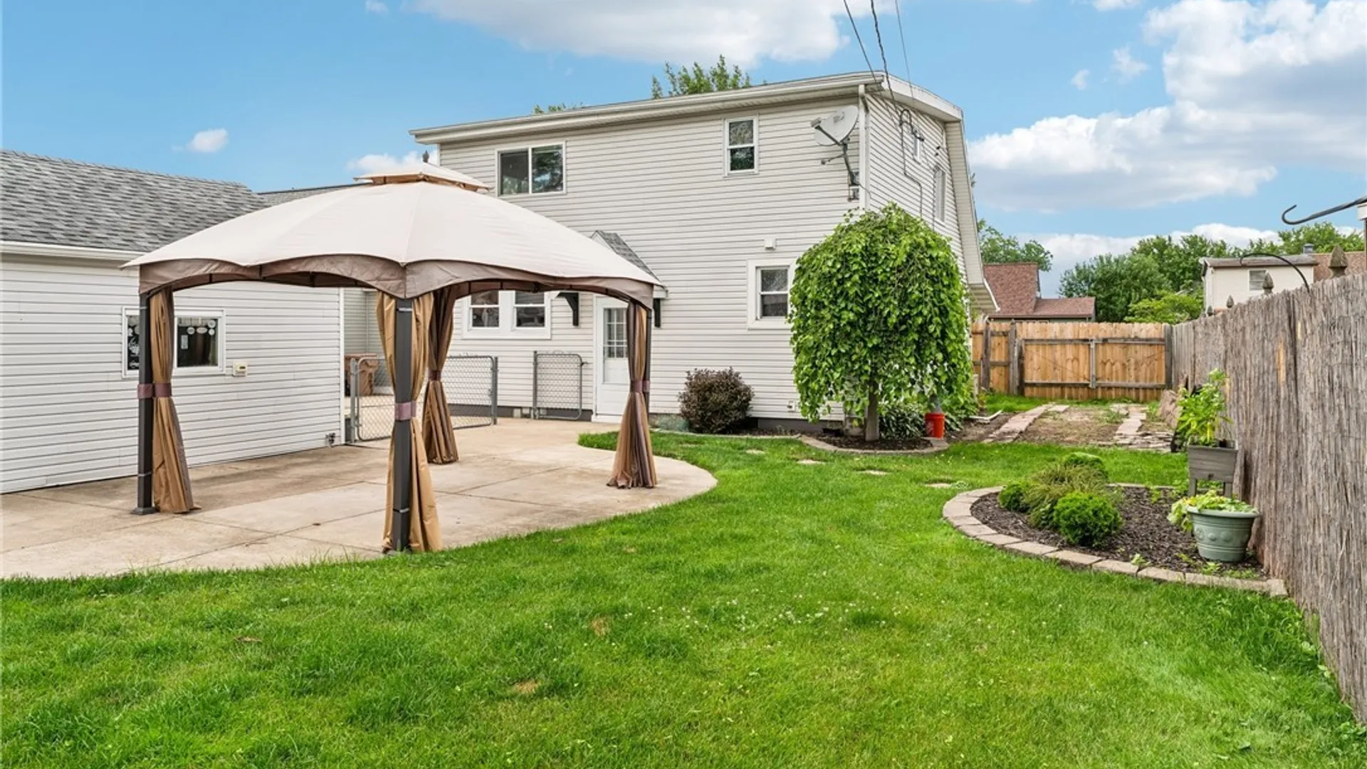 Property at 55 Federal Avenue, Cheektowaga, NY 14225 46