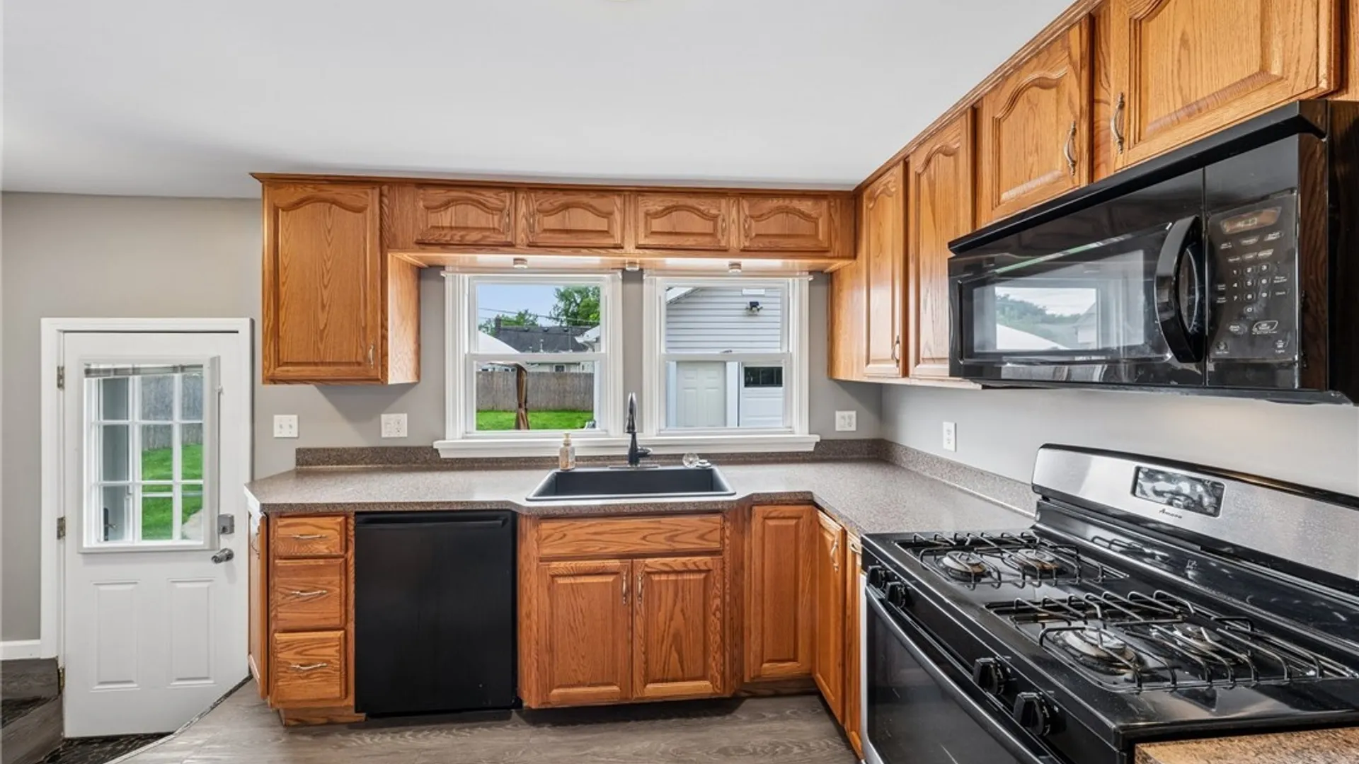 Property at 55 Federal Avenue, Cheektowaga, NY 14225 9