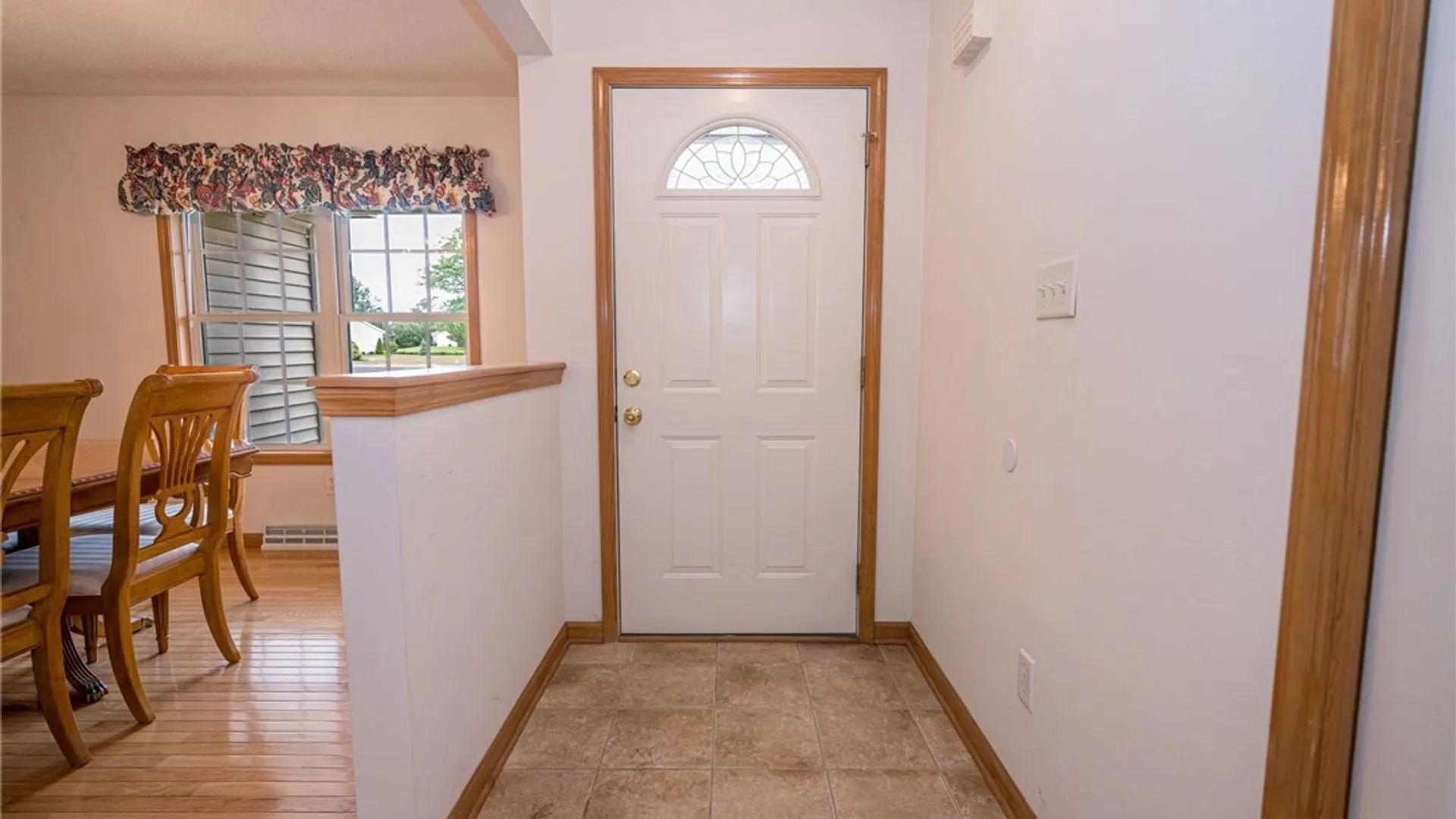Property at 5 Alexander Parkway, Pendleton, NY 14120 4