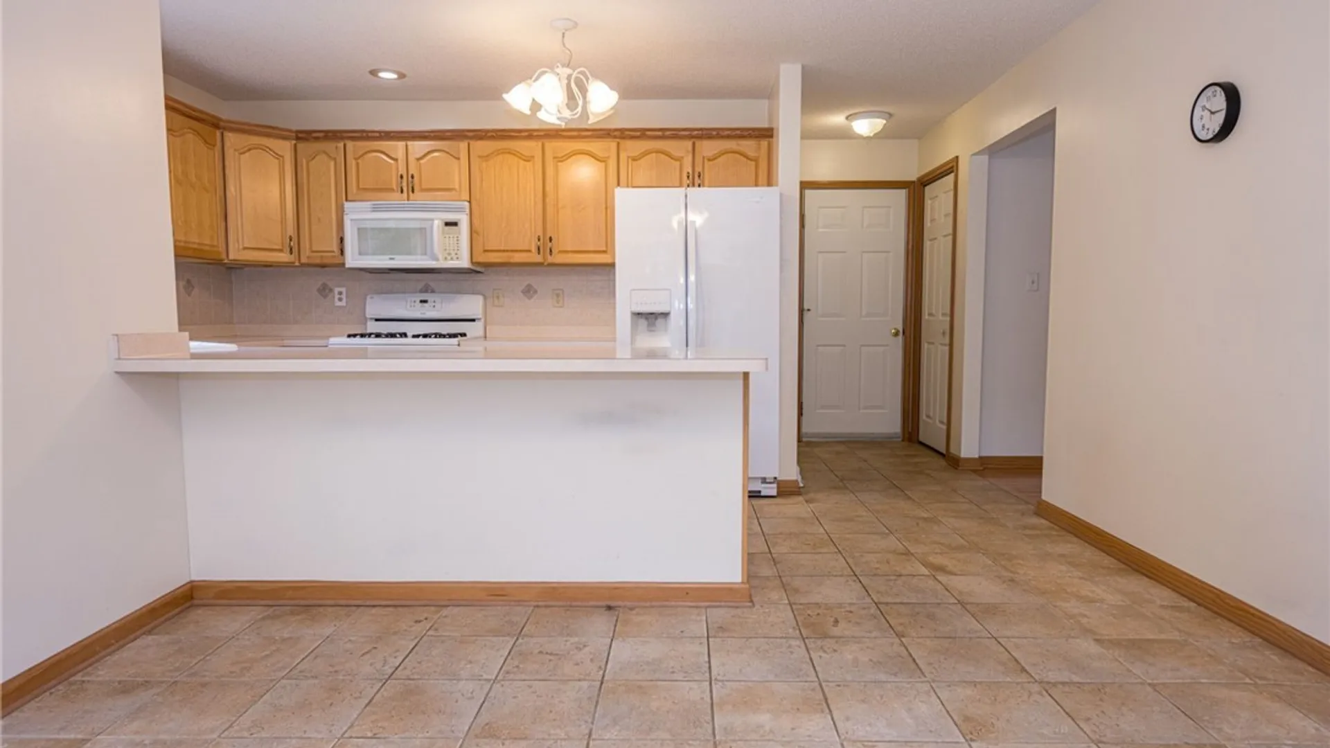 Property at 5 Alexander Parkway, Pendleton, NY 14120 14