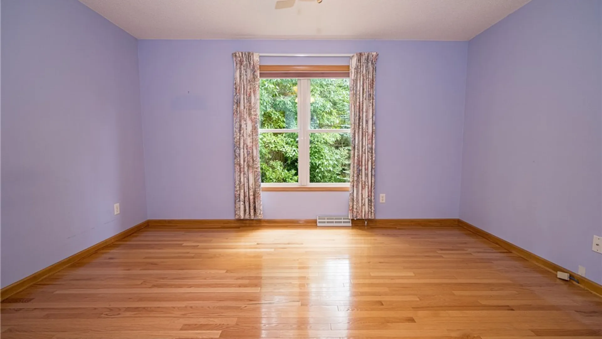 Property at 5 Alexander Parkway, Pendleton, NY 14120 18