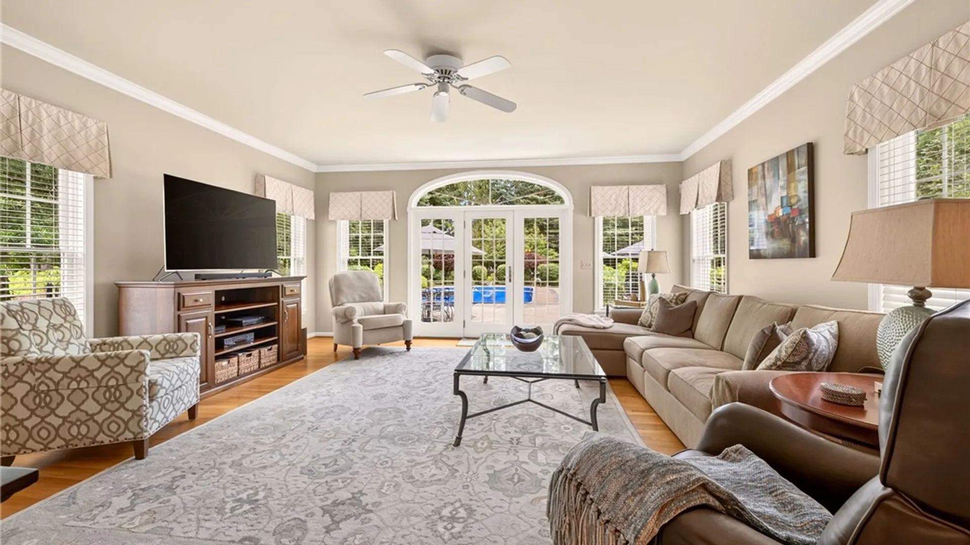 Property at 3 Farm Field Lane, Pittsford, NY 14534 15