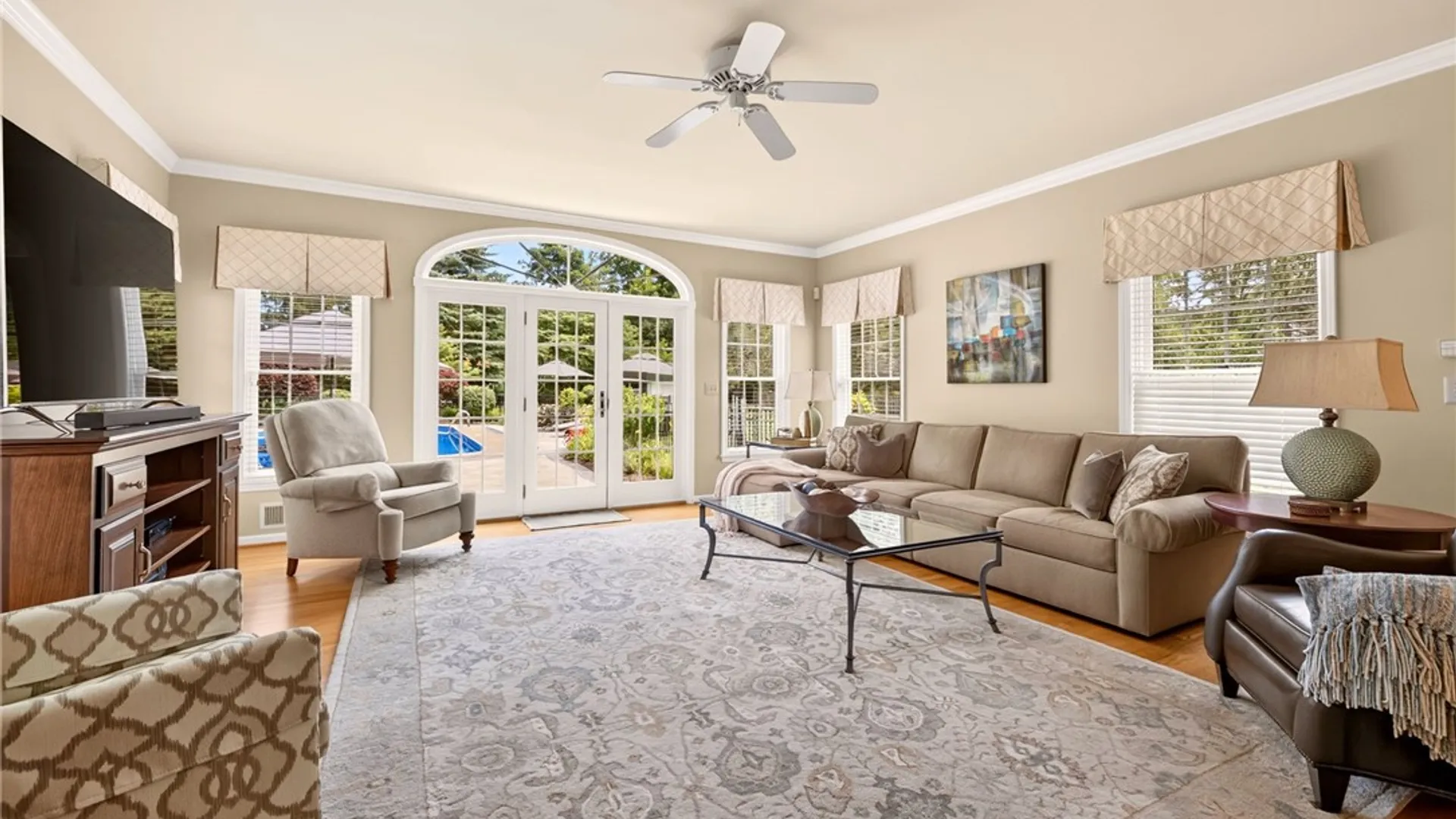 Property at 3 Farm Field Lane, Pittsford, NY 14534 16