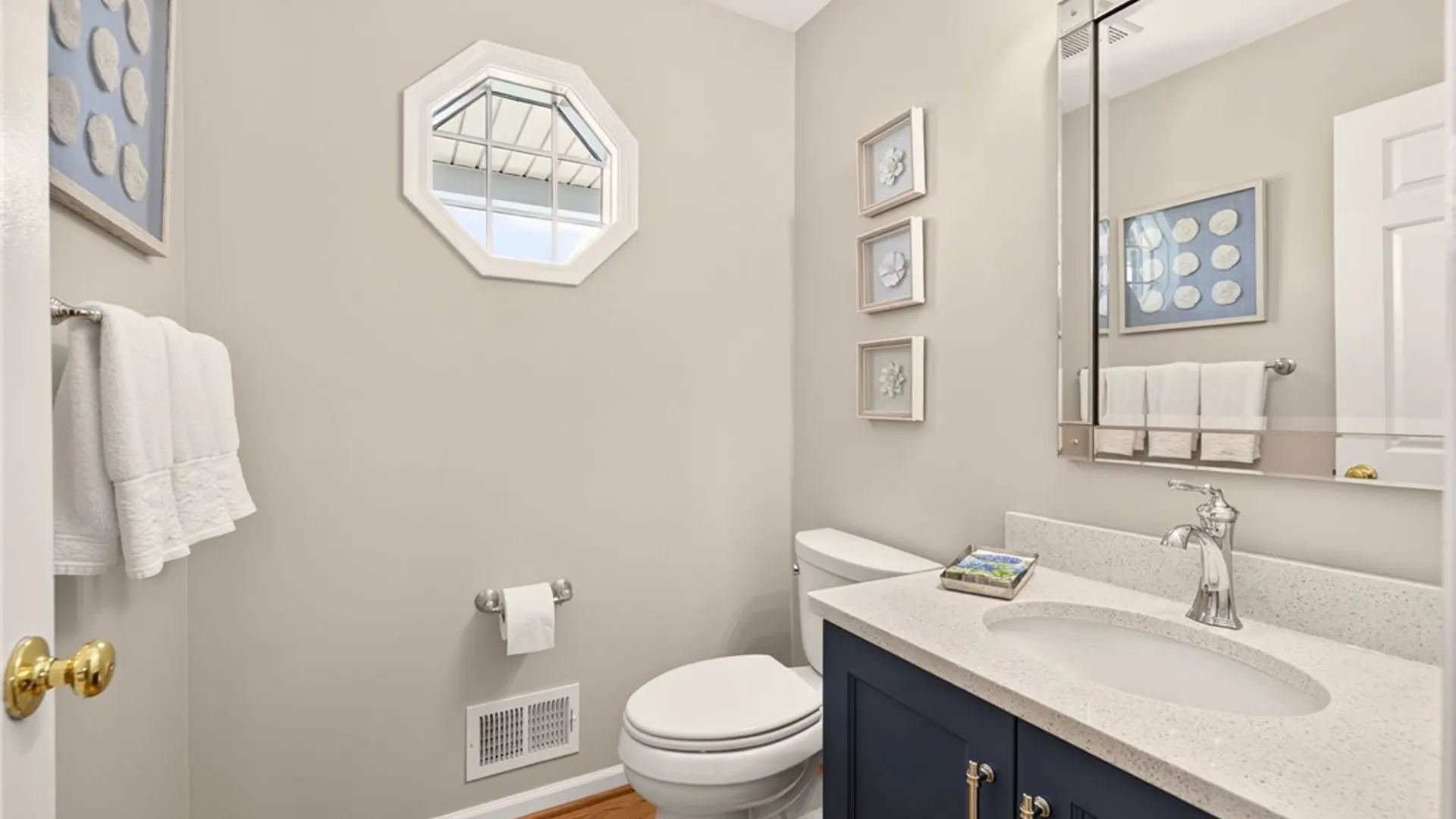 Property at 3 Farm Field Lane, Pittsford, NY 14534 21