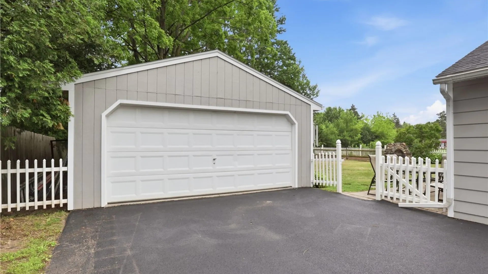 Property at 13 Lorraine Drive, Manchester, NY 14548 29