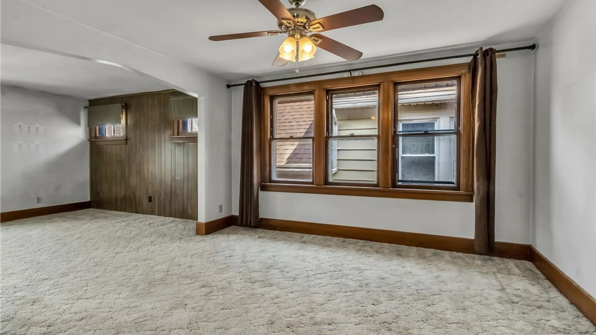 Property at 2549 Genesee Street, Cheektowaga, NY 14225 16