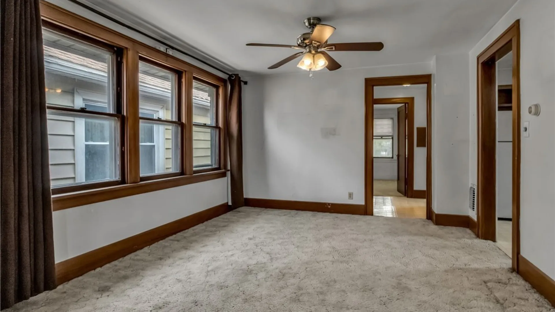 Property at 2549 Genesee Street, Cheektowaga, NY 14225 17