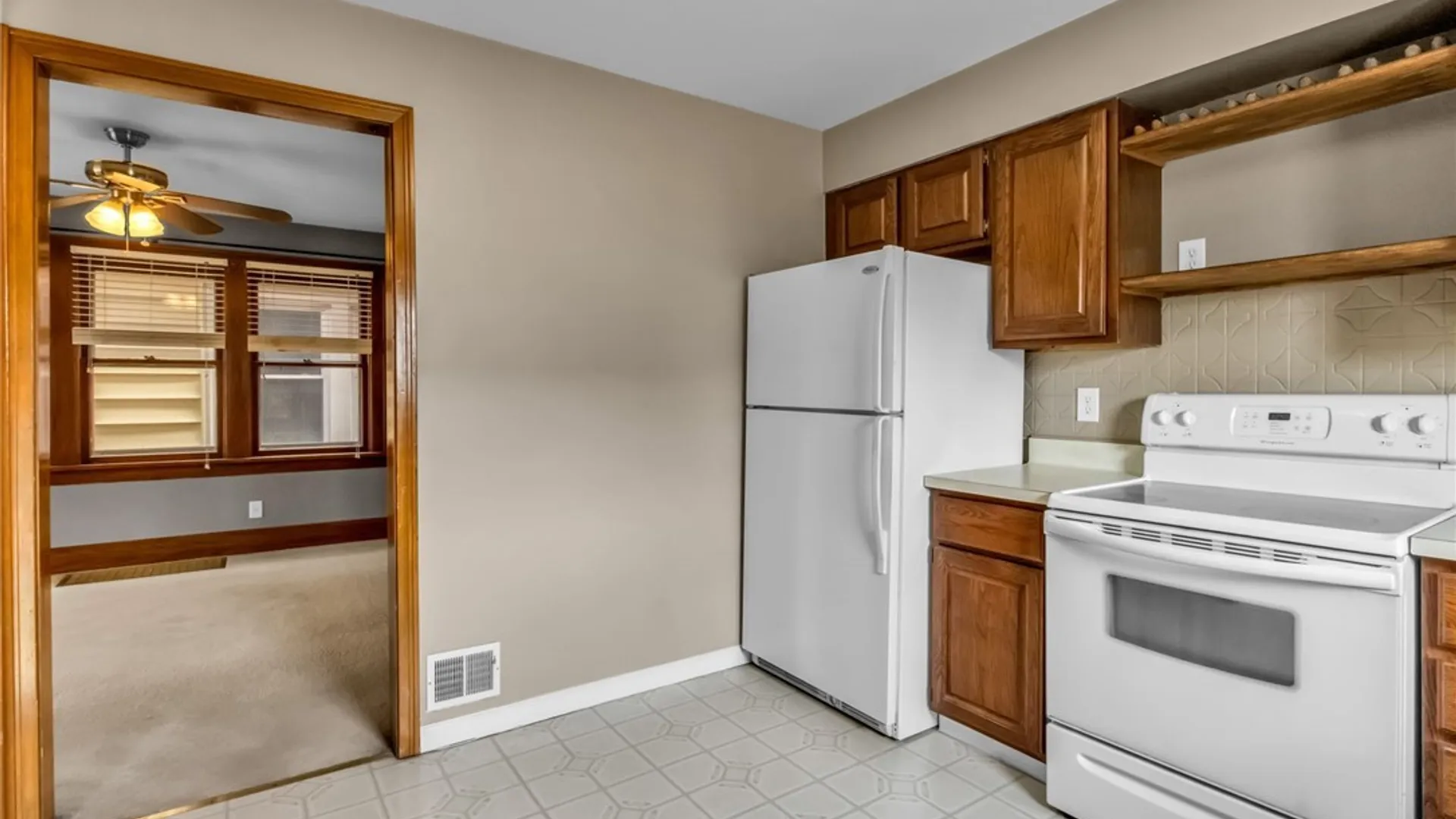 Property at 2549 Genesee Street, Cheektowaga, NY 14225 21