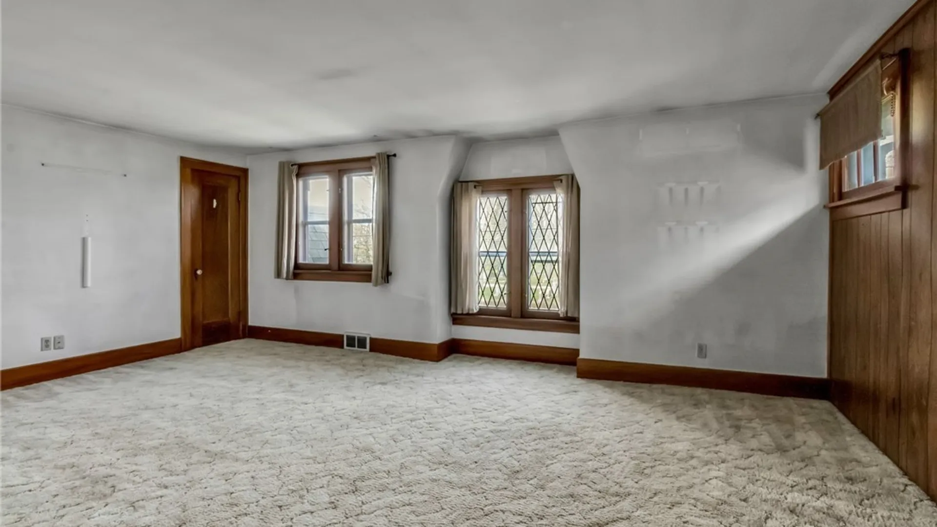 Property at 2549 Genesee Street, Cheektowaga, NY 14225 23