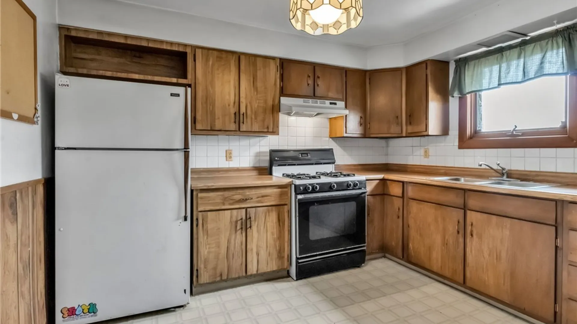 Property at 2549 Genesee Street, Cheektowaga, NY 14225 38