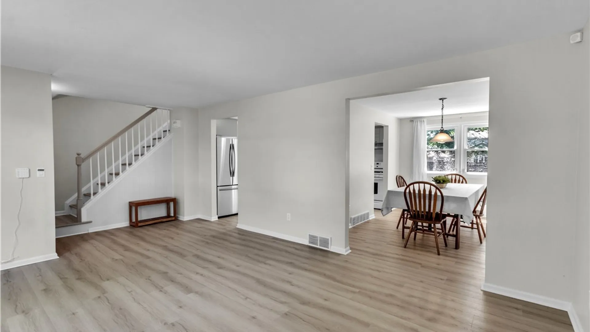 Property at 21 Beaumont Drive, Amherst, NY 14228 12