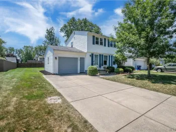 Property at 21 Beaumont Drive, Amherst, NY 14228