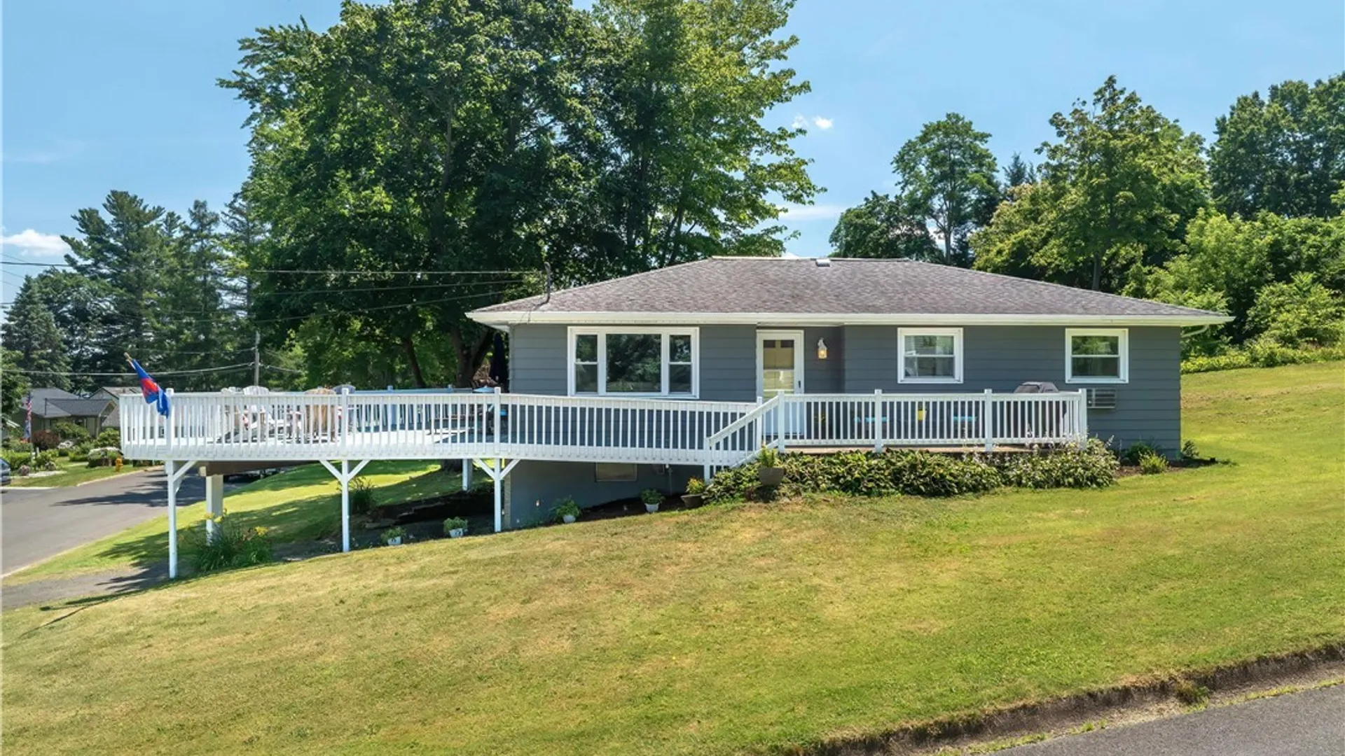 Property at 816 Forest Avenue, Fulton, NY 13069 5