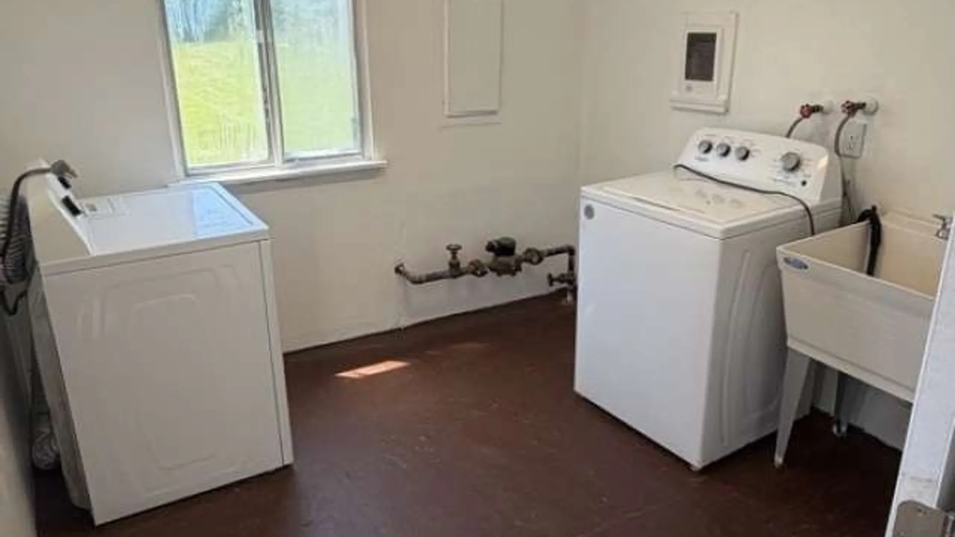 Property at 39 Autumn Chapel Way, Chili, NY 14624 7