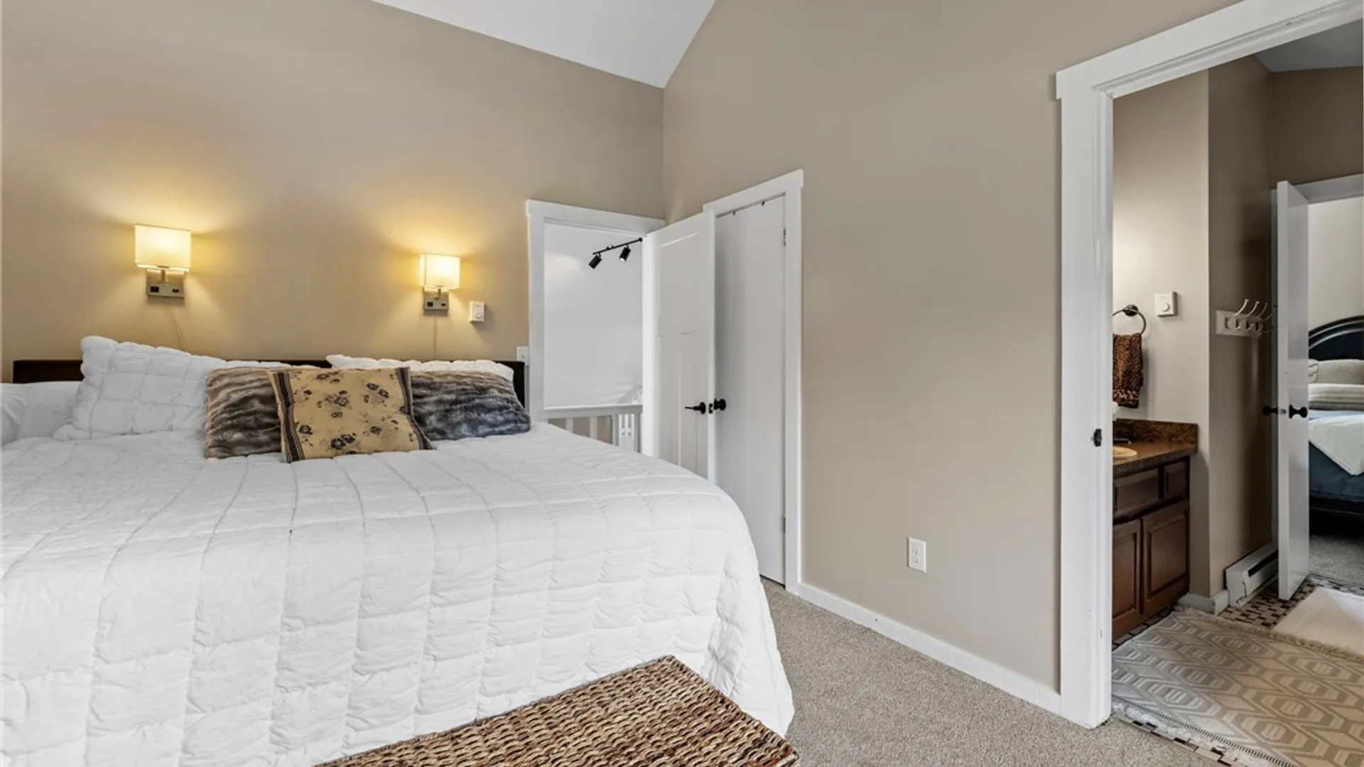 Property at 4424 Belleflower Circle, Onondaga, NY 13215 32