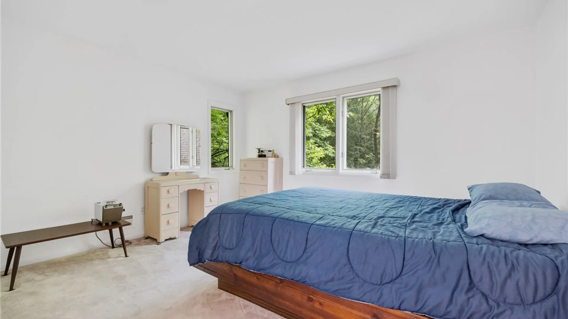 Property at 7271 Hertfordshire, Victor, NY 14564 33